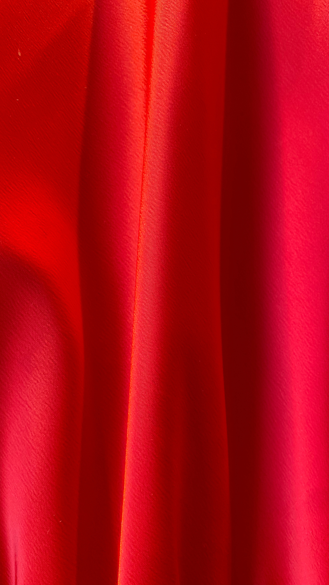 Vestido Rojo de Seda con Sobrefalda ( Talle S-M)