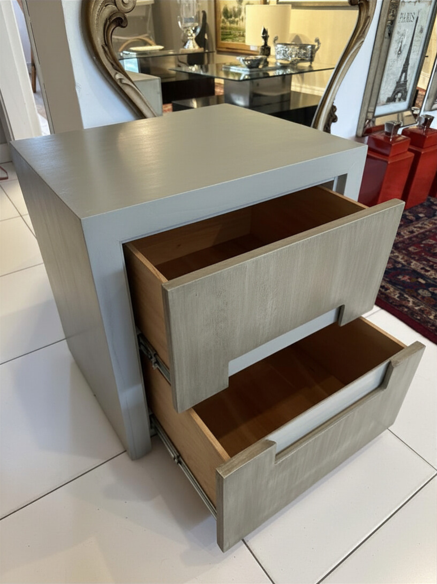 Set de 2 Mesitas de Luz de Madera