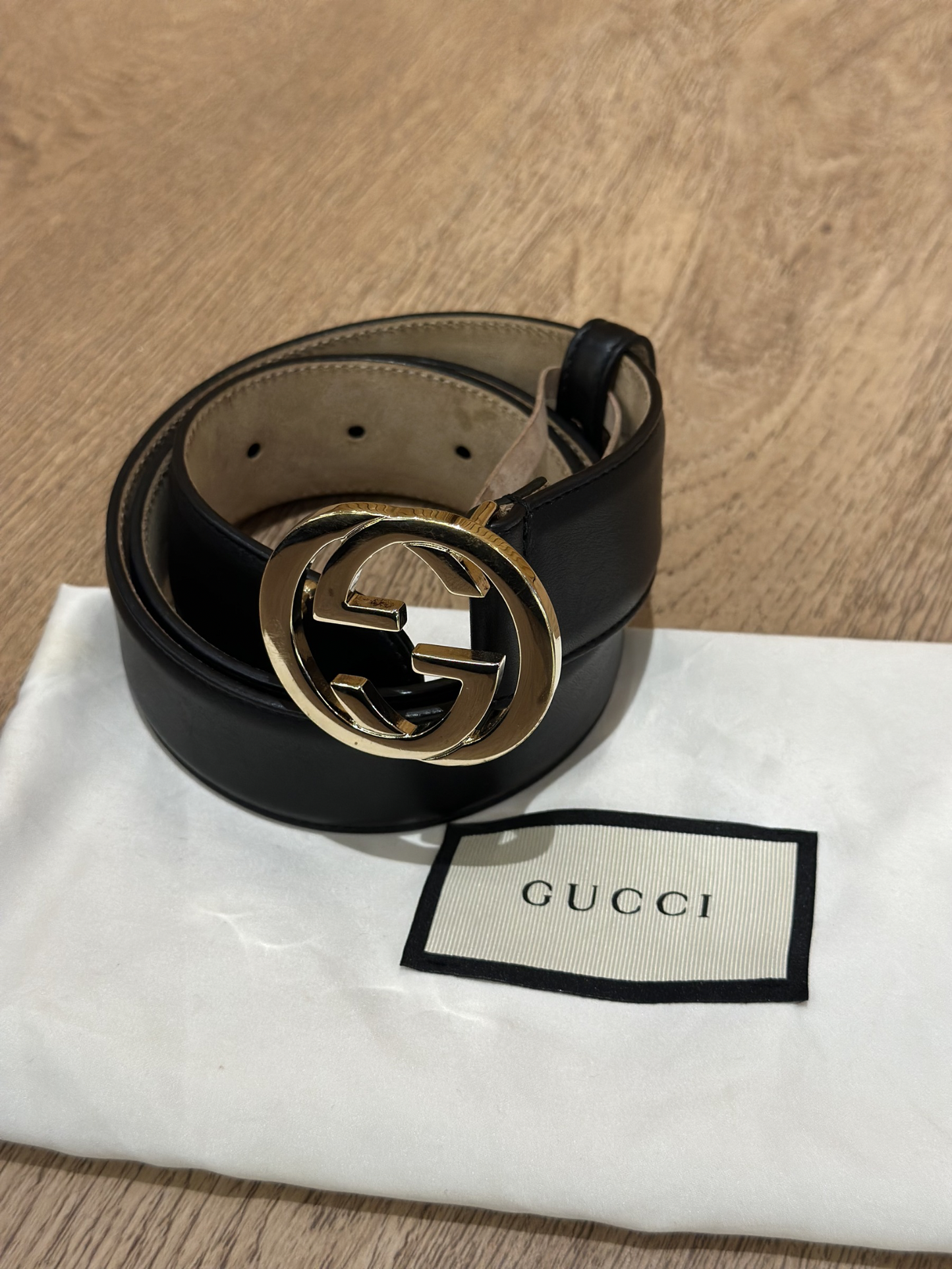 Cinto Gucci con Hebilla Entrelazada GG (90cm)