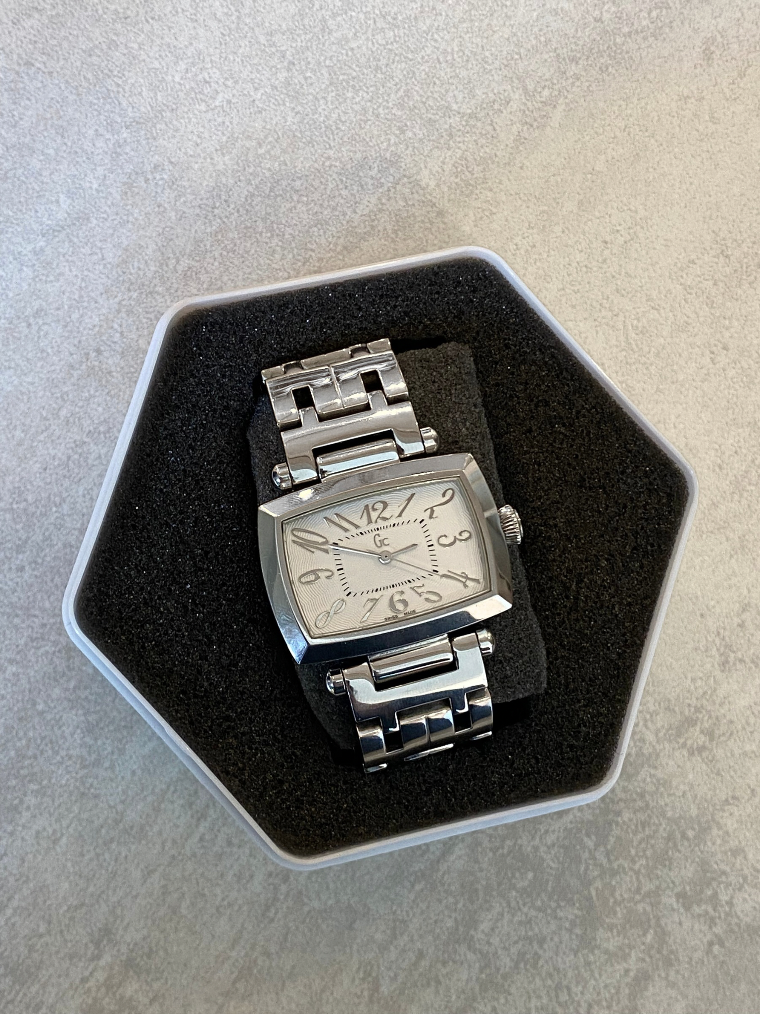 Reloj Tono Plata Guess Collection