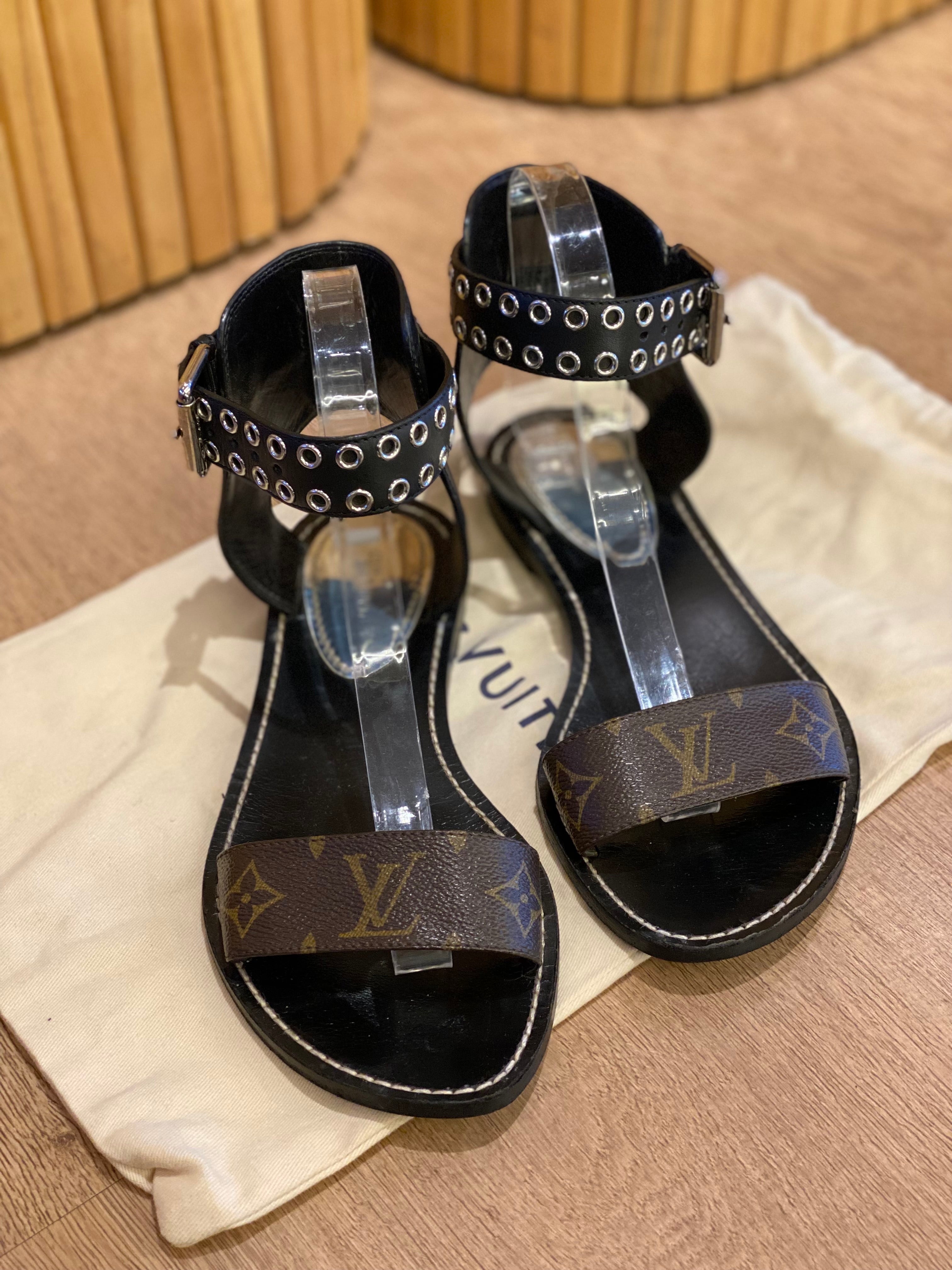 Sandalia Gladiadora Louis Vuitton Monogram (37)