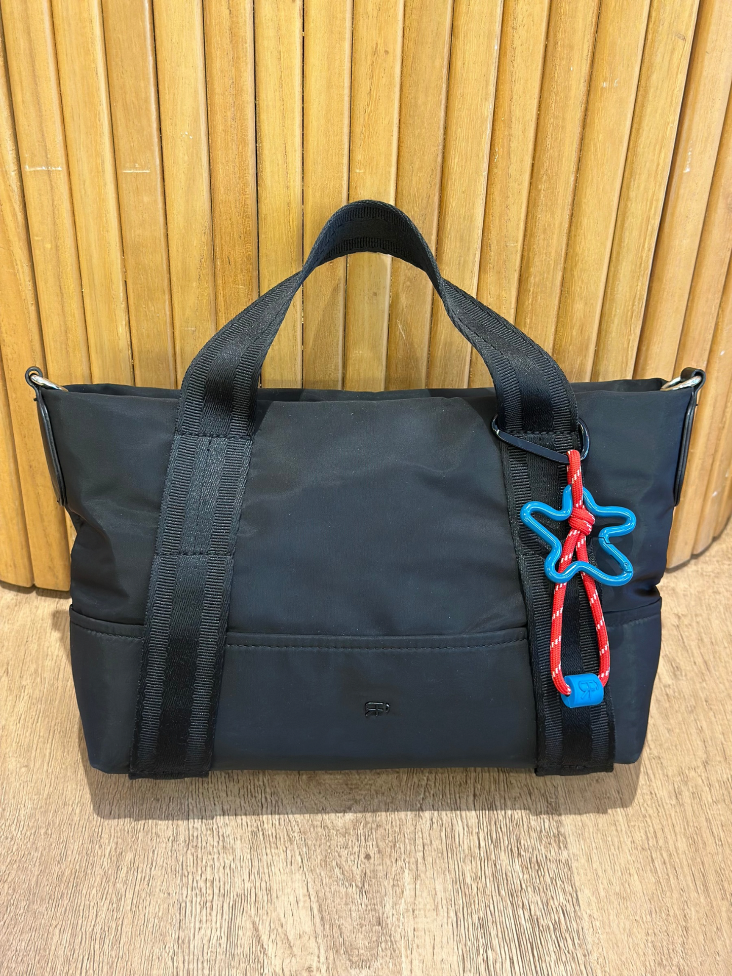 Bolso Negro de Nylon Parfois