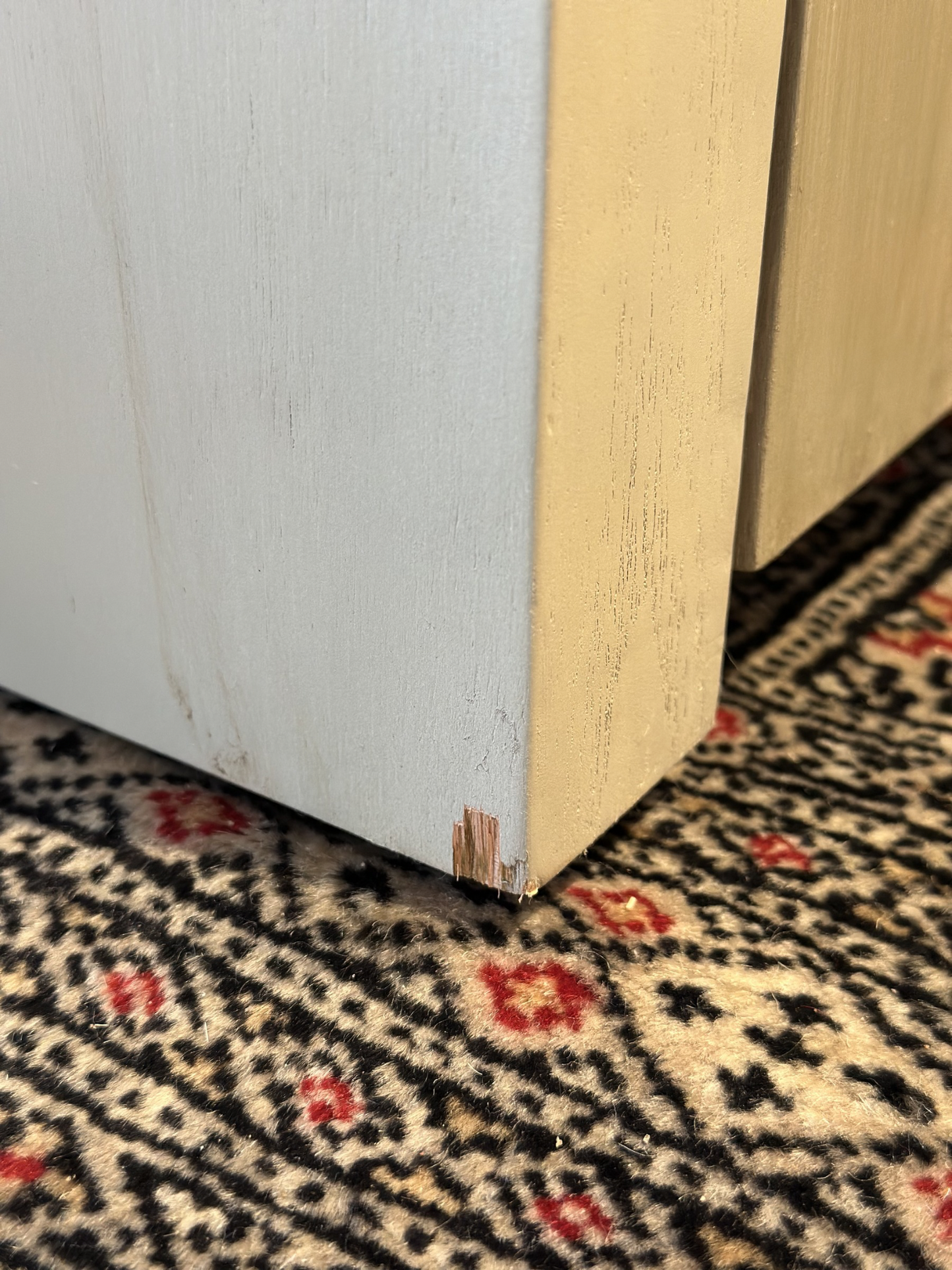 Set de 2 Mesitas de Luz de Madera