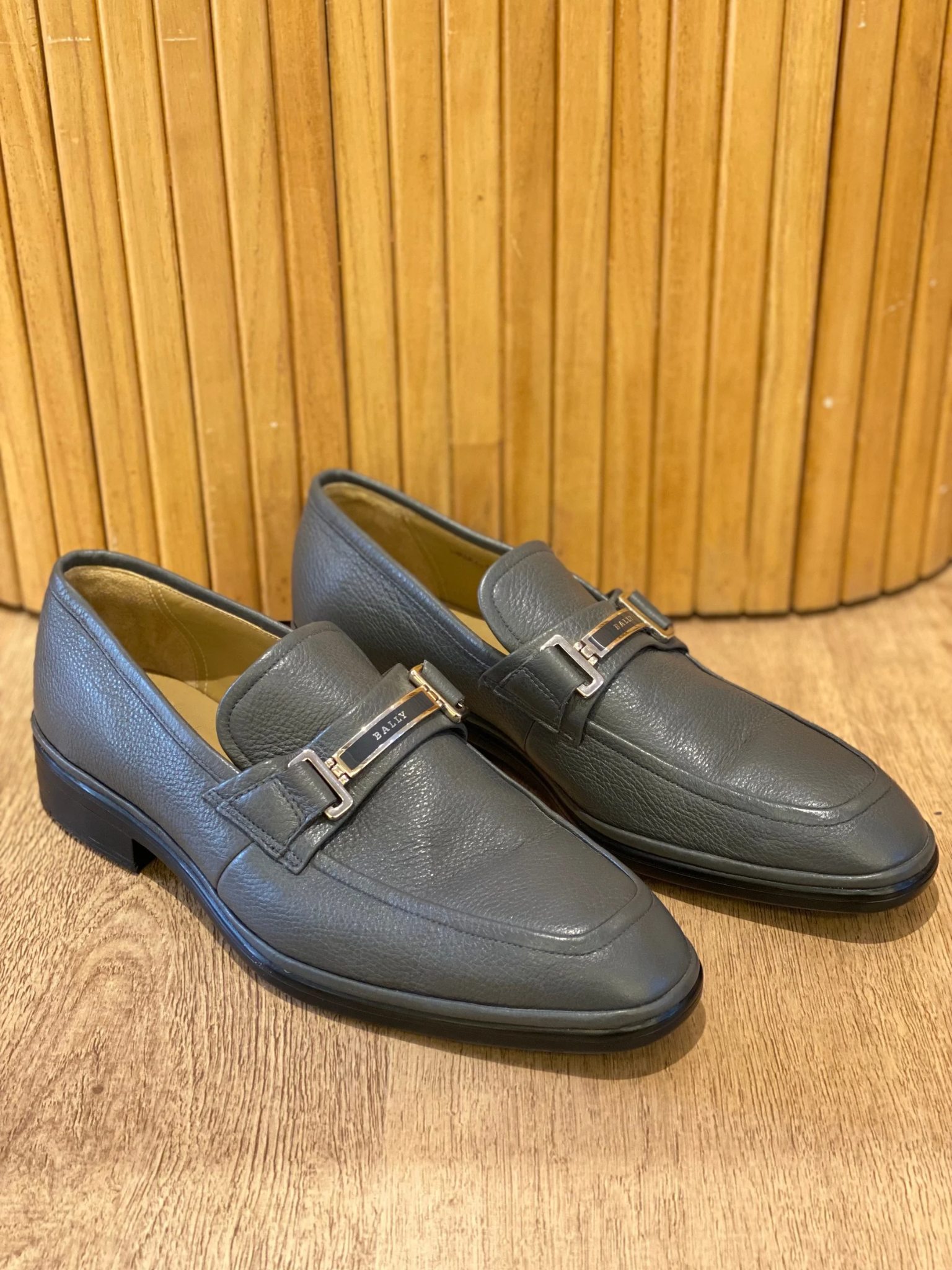 Mocasines Bally Gris (9.5 MASC)