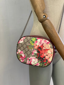 Bandolera Gucci GG Supreme Blooms