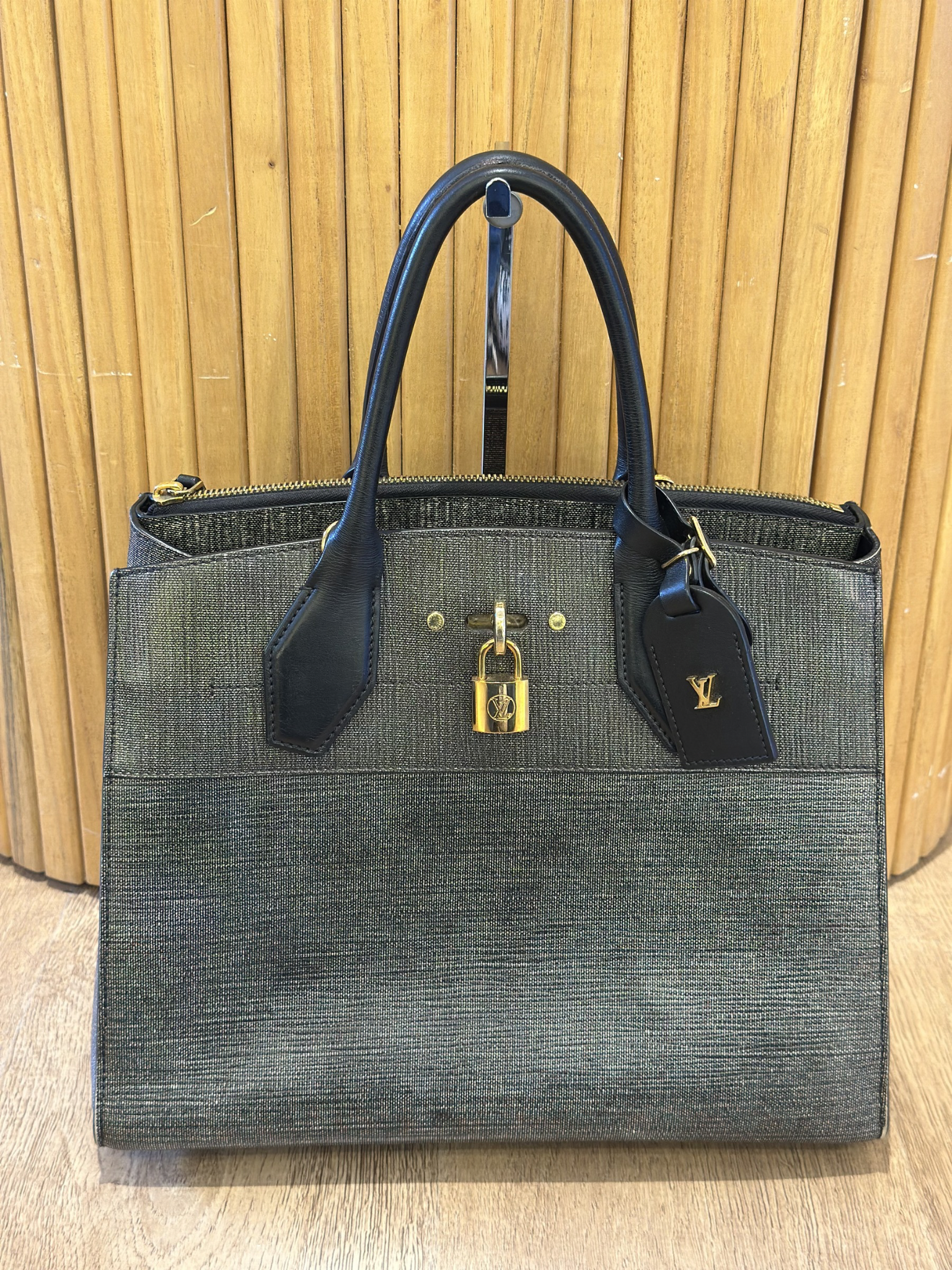 Cartera Louis Vuitton City Steamer MM Cuero Epi