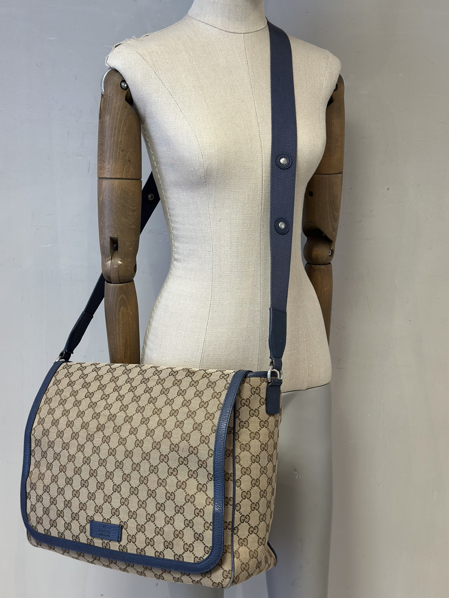 Pañalera Gucci GG