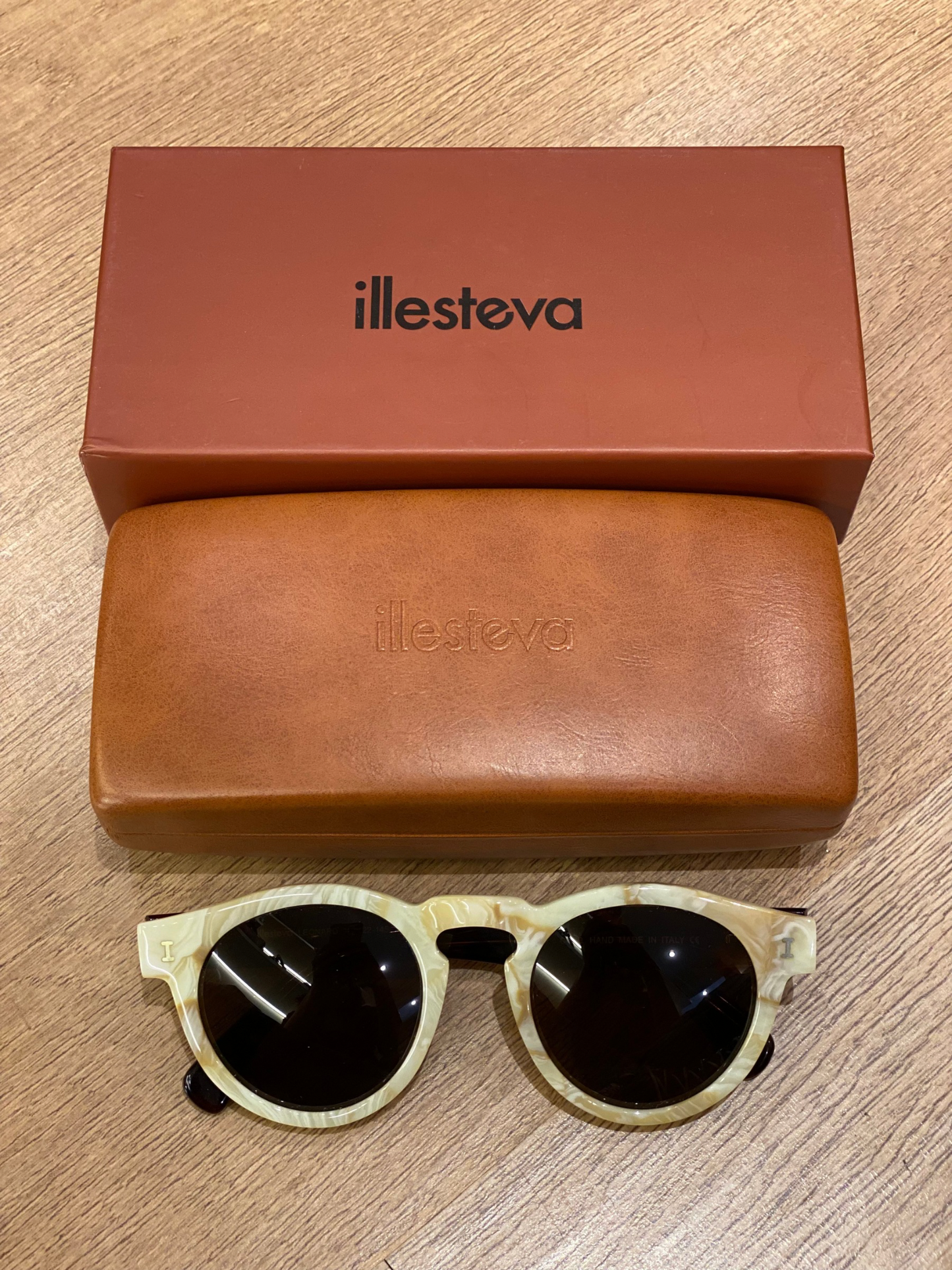 Lente de Sol Illesteva Leonard