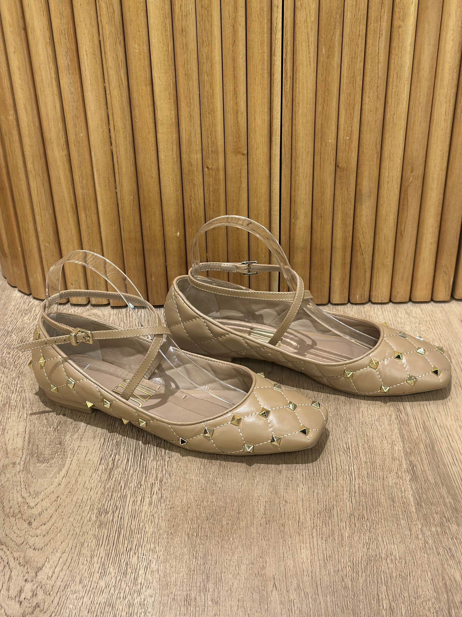 Chatitas Nude con Tachas UZA (36 BR)