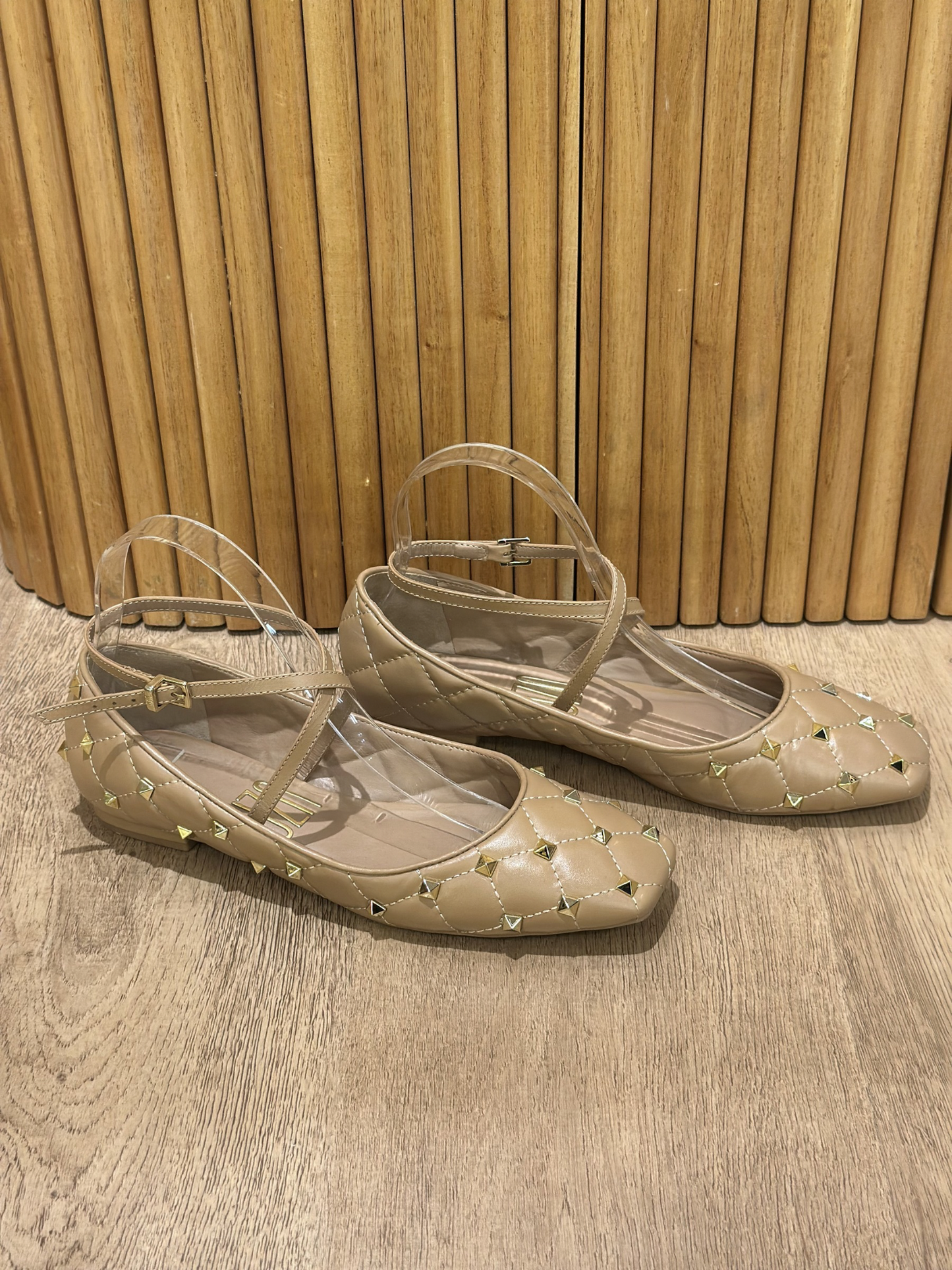 Chatitas Nude con Tachas UZA (36 BR)