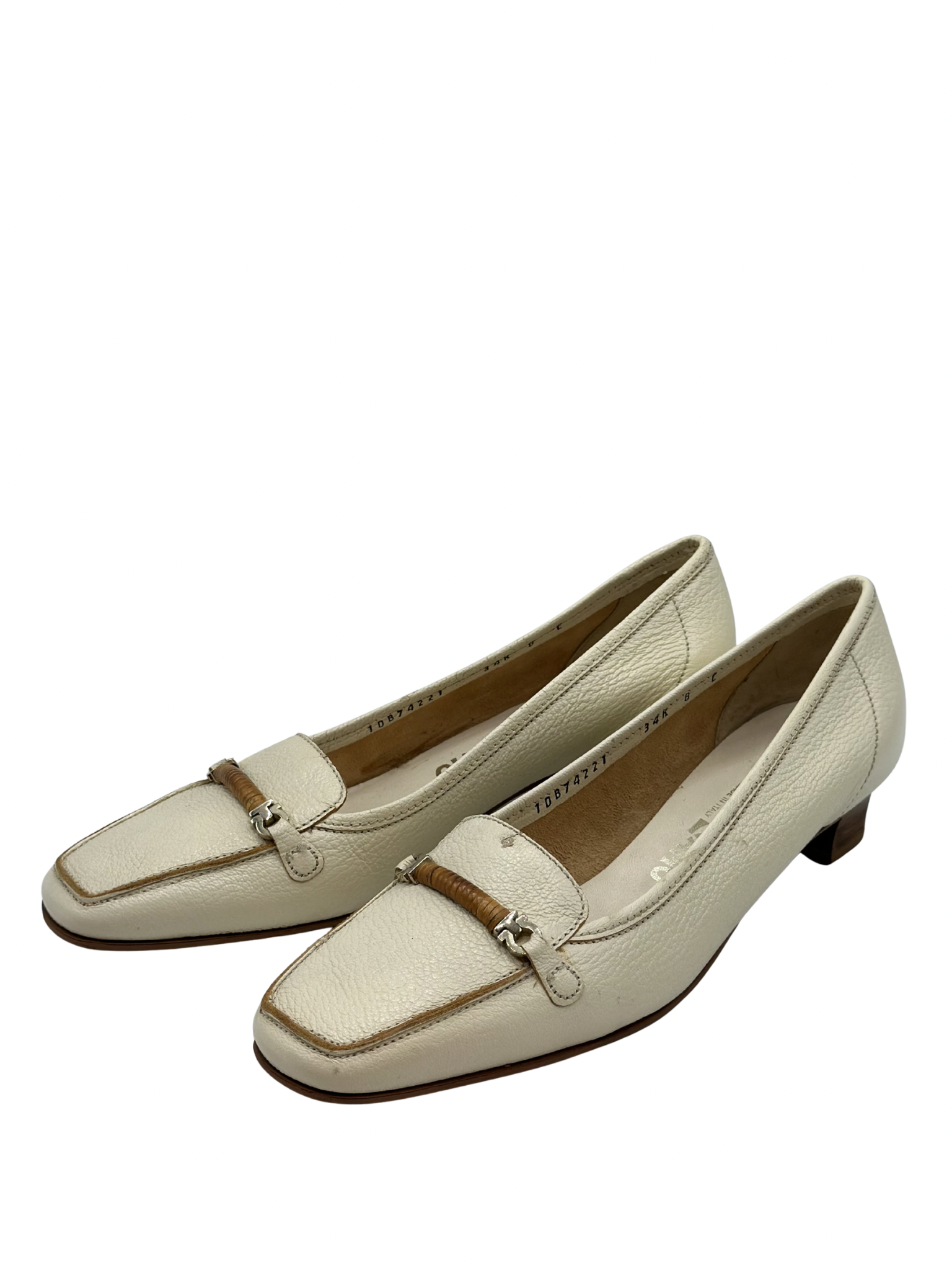 Mocasines de Tacón Salvatore Ferragamo Marfil (8)