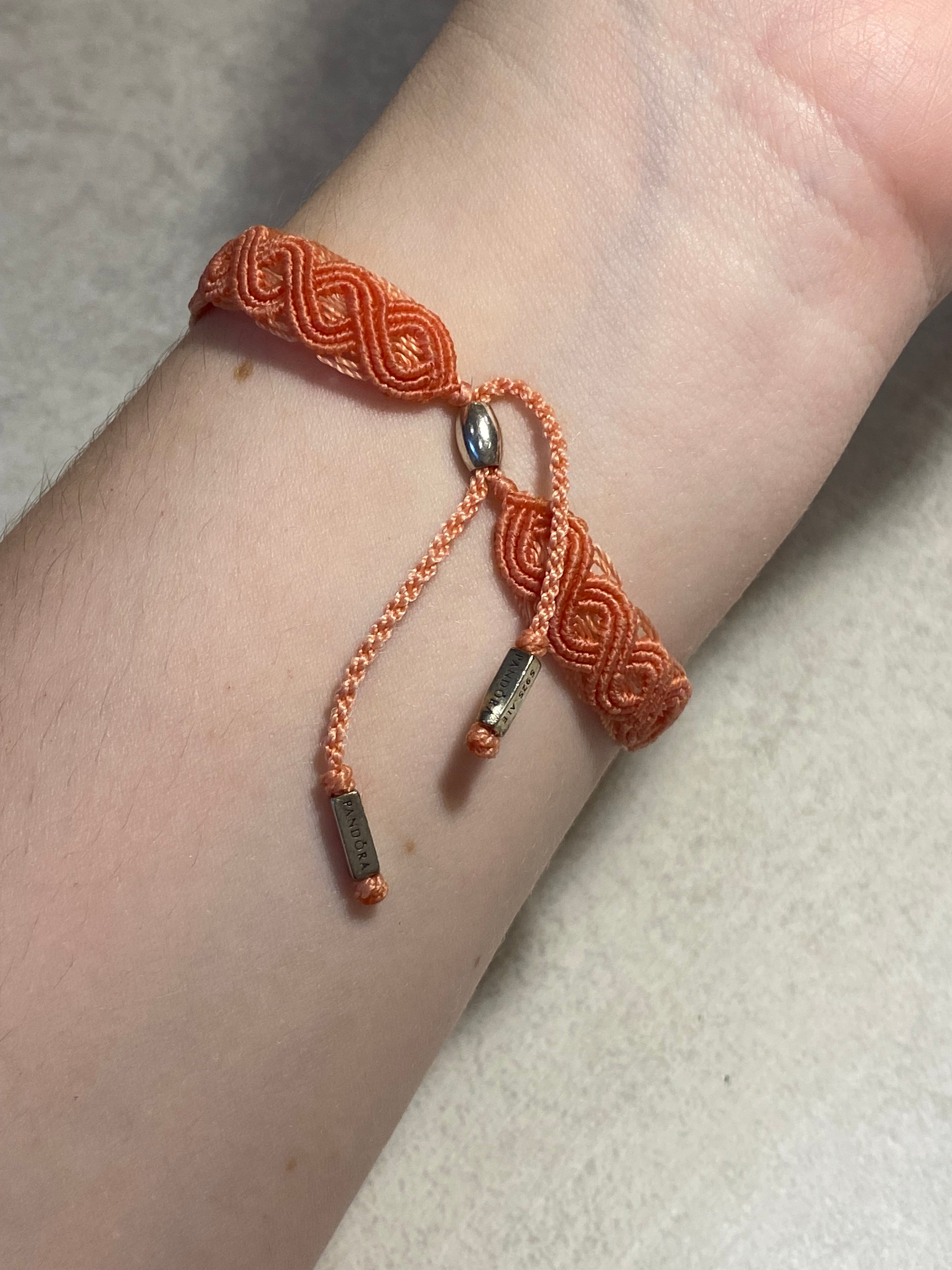 Pulsera Pandora de Macrame Salmon