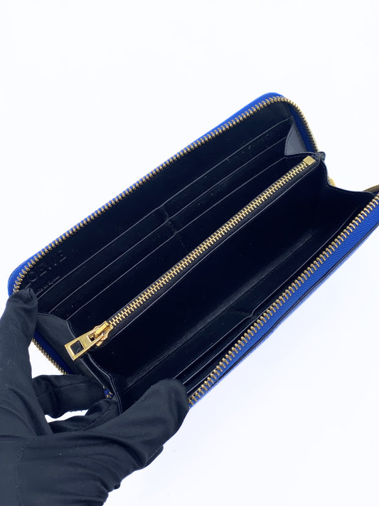 ⁠Billetera Loewe Zip Around