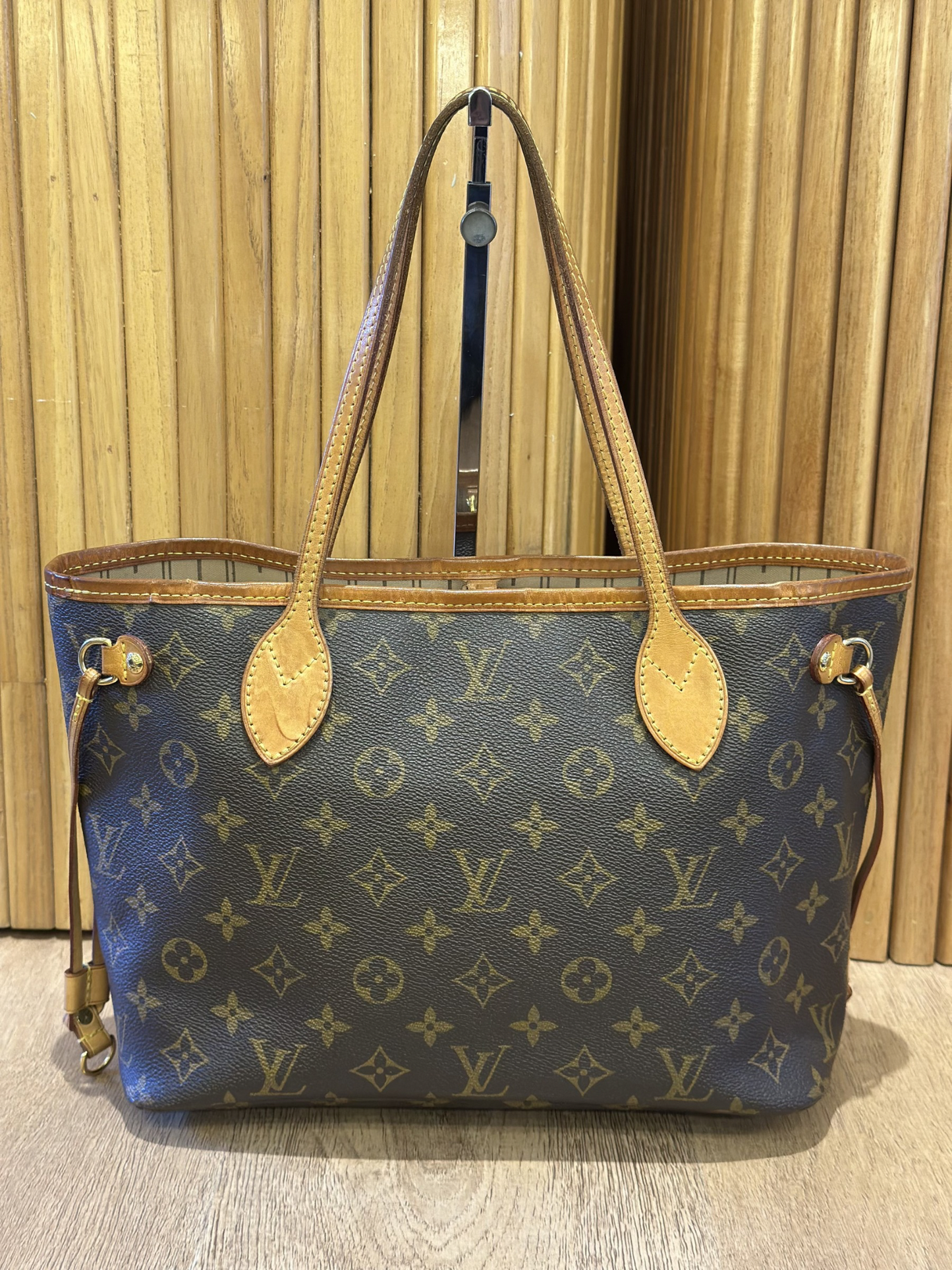Cartera Louis Vuitton Neverfull PM