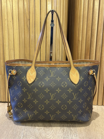 Cartera Louis Vuitton Neverfull PM