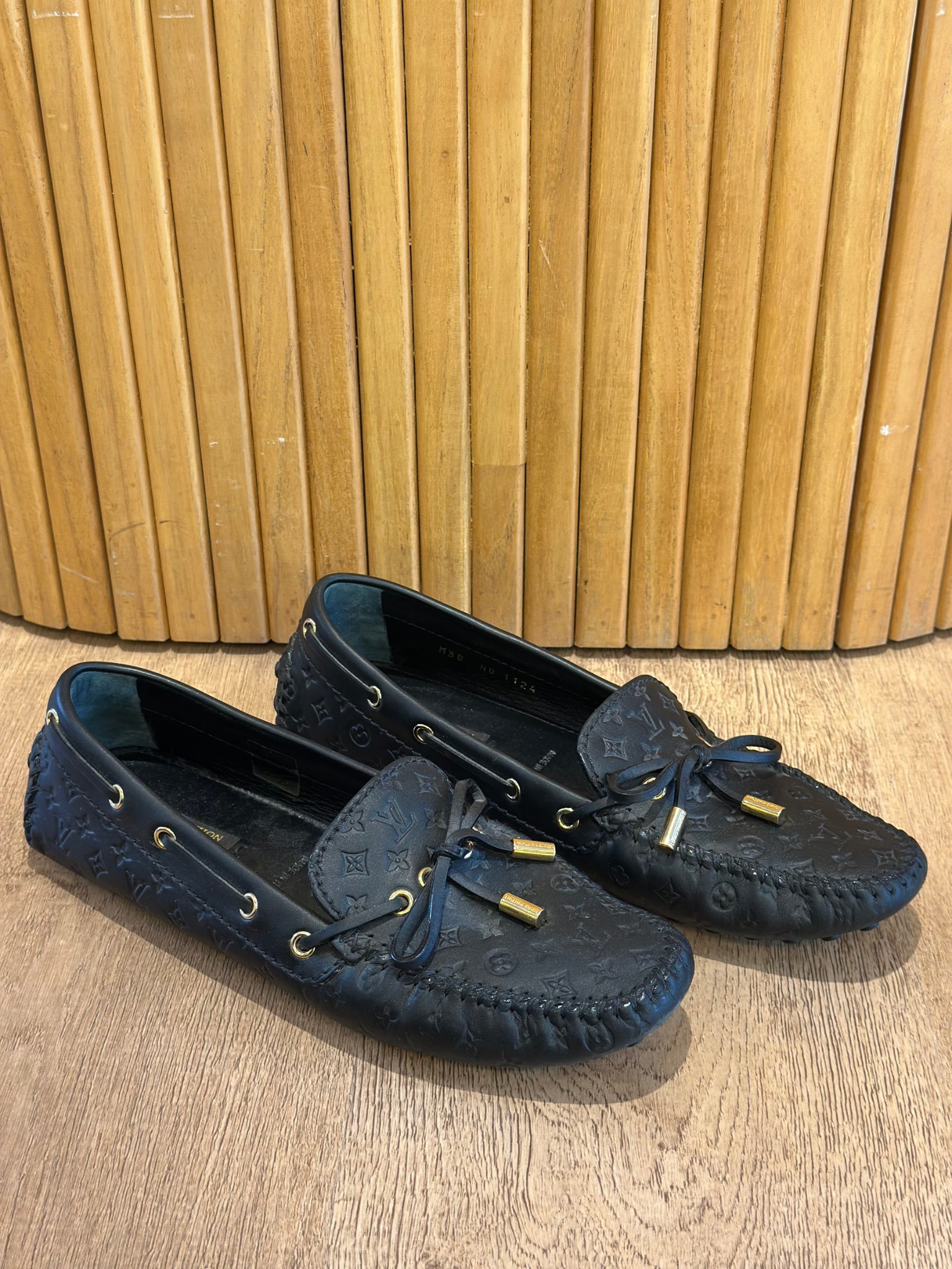 Mocasines Negros Louis Vuitton (38)