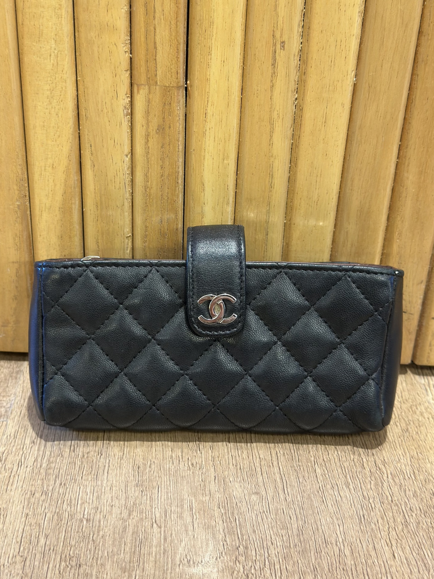 Monedero Mini Pouch Chanel Black Quilted Leather CC