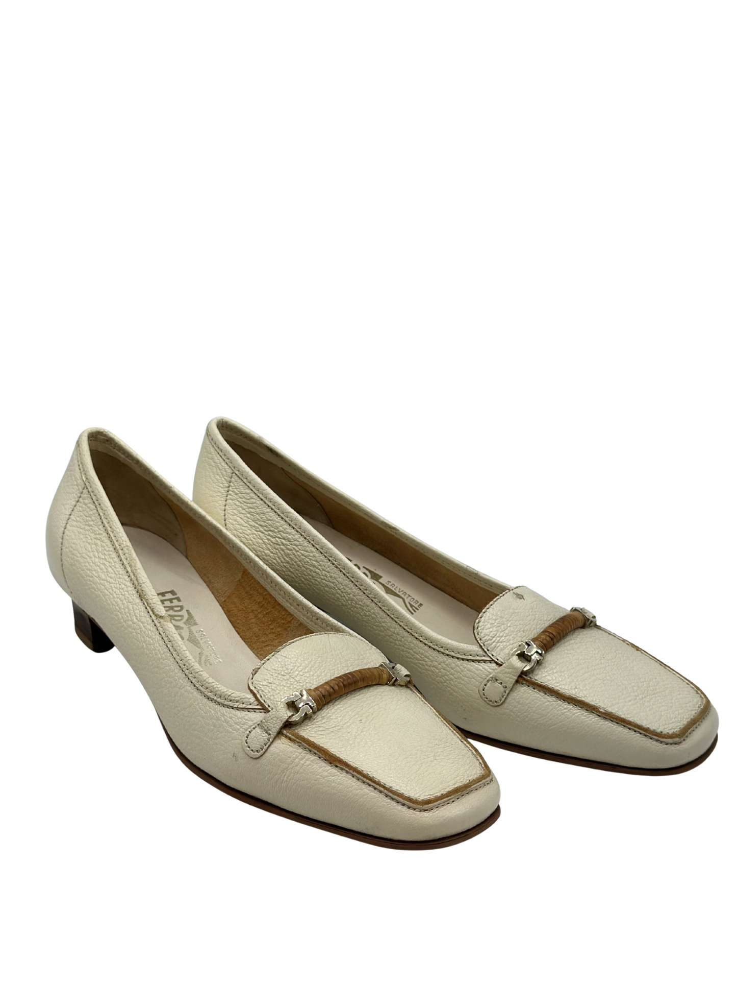 Mocasines de Tacón Salvatore Ferragamo Marfil (8)