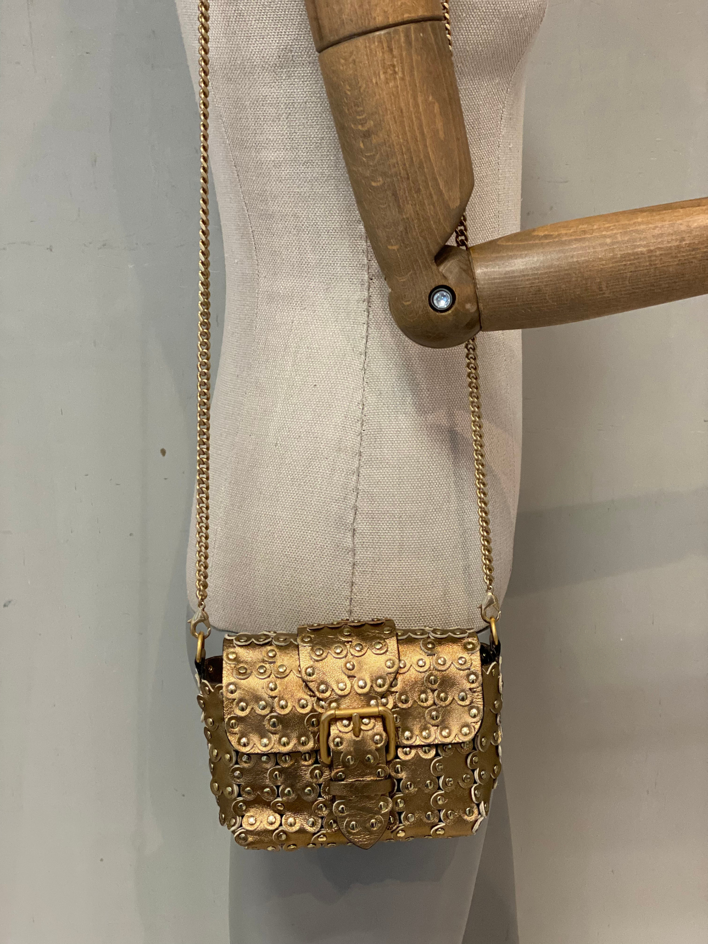 Mini Bandolera de Cuero Valentino Garavani