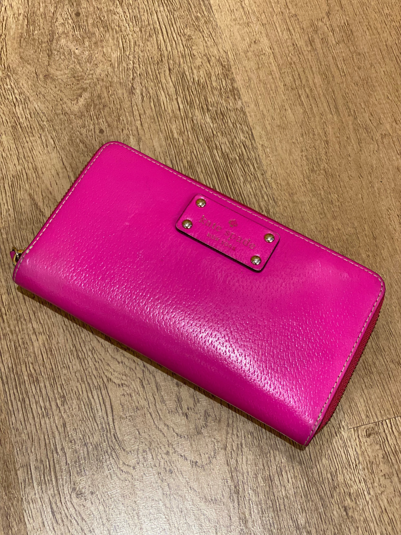 Billetera Fucsia Kate Spade