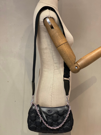 Bolso de Hombro Gucci GG Matelassé Negro de Cuero