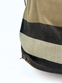 Cartera Burberry Ashby Hobo Bag
