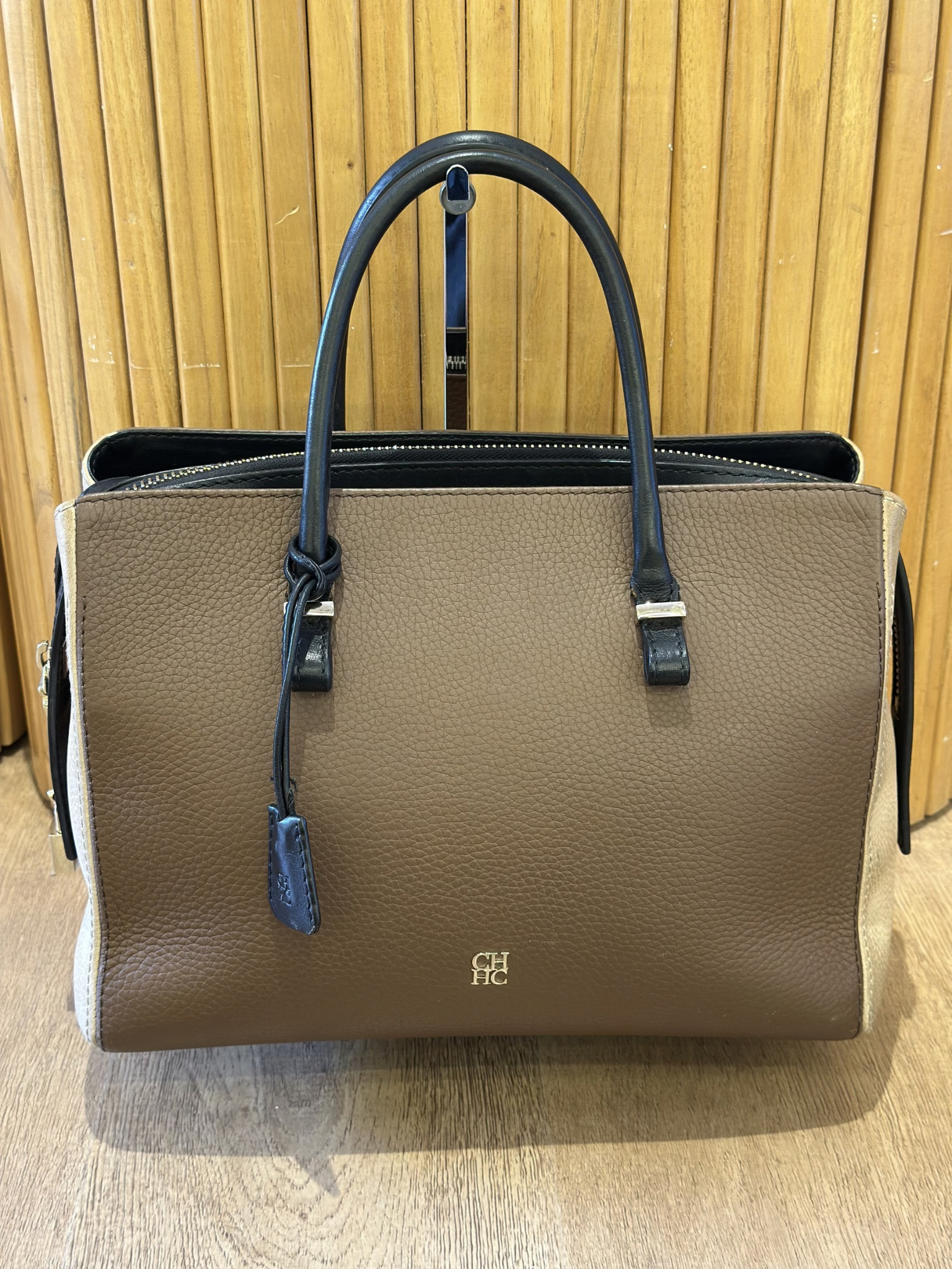 Cartera de Mano Carolina Herrera Bicolor