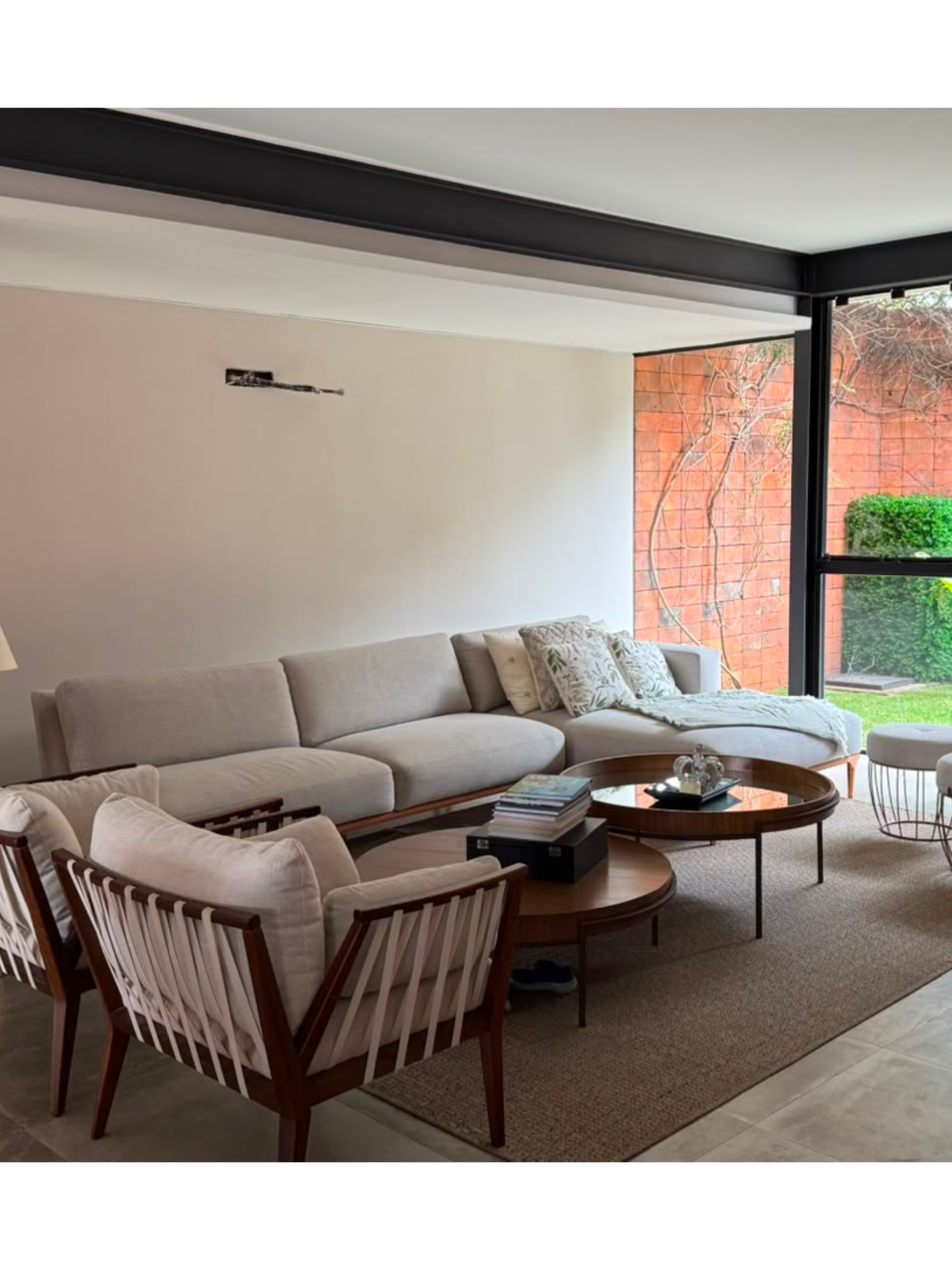 Sofá en L + Mesa de Casa Viva