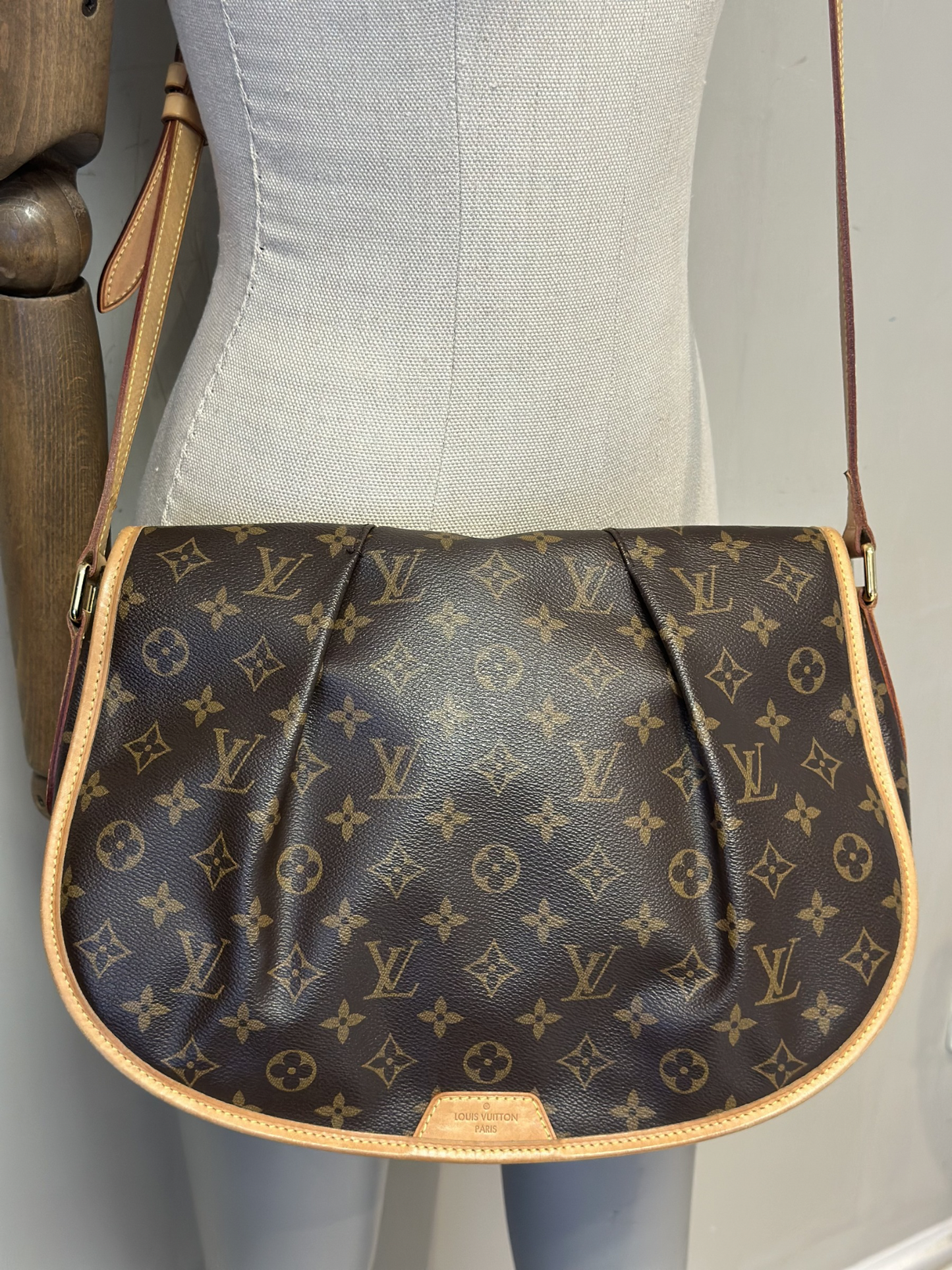Bandolera Grande Louis Vuitton Menilmontant