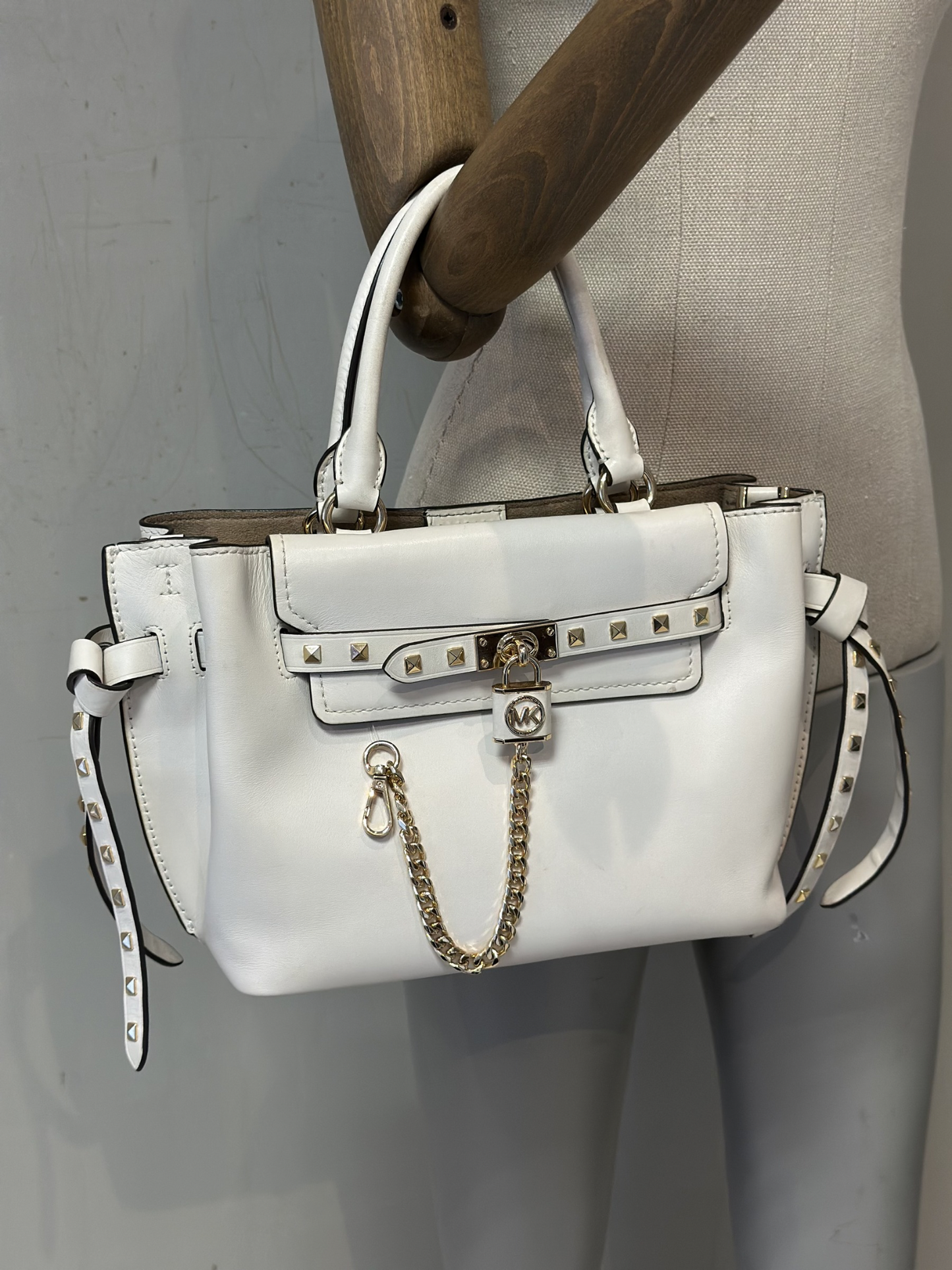 Cartera Blanca Michael Kors Hamilton Legacy