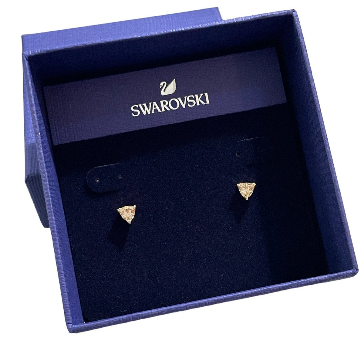 Aros Swarovski Triangle Studs