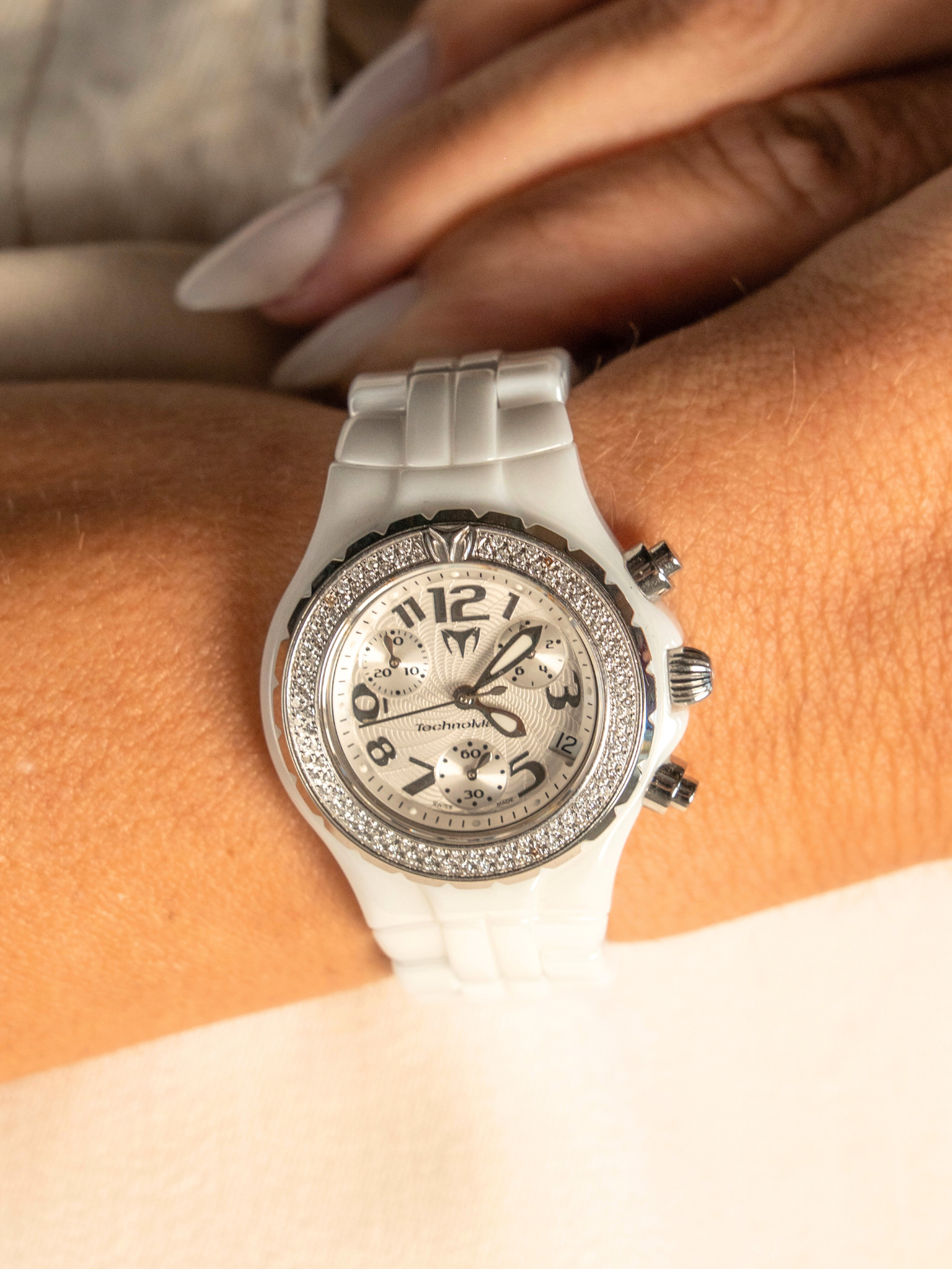 Reloj TechnoMarine Ceramico con Brillantes