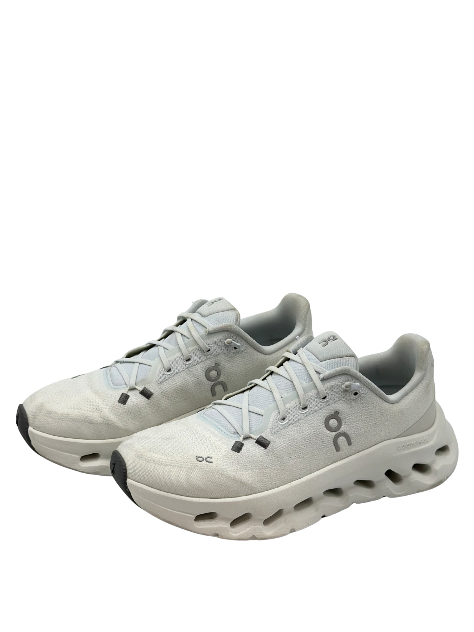 Champion On Cloudtilt Ice (39)