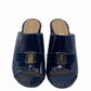Mules Salvatore Ferragamo de Charol Negro con Lazo Gancini (36.5)