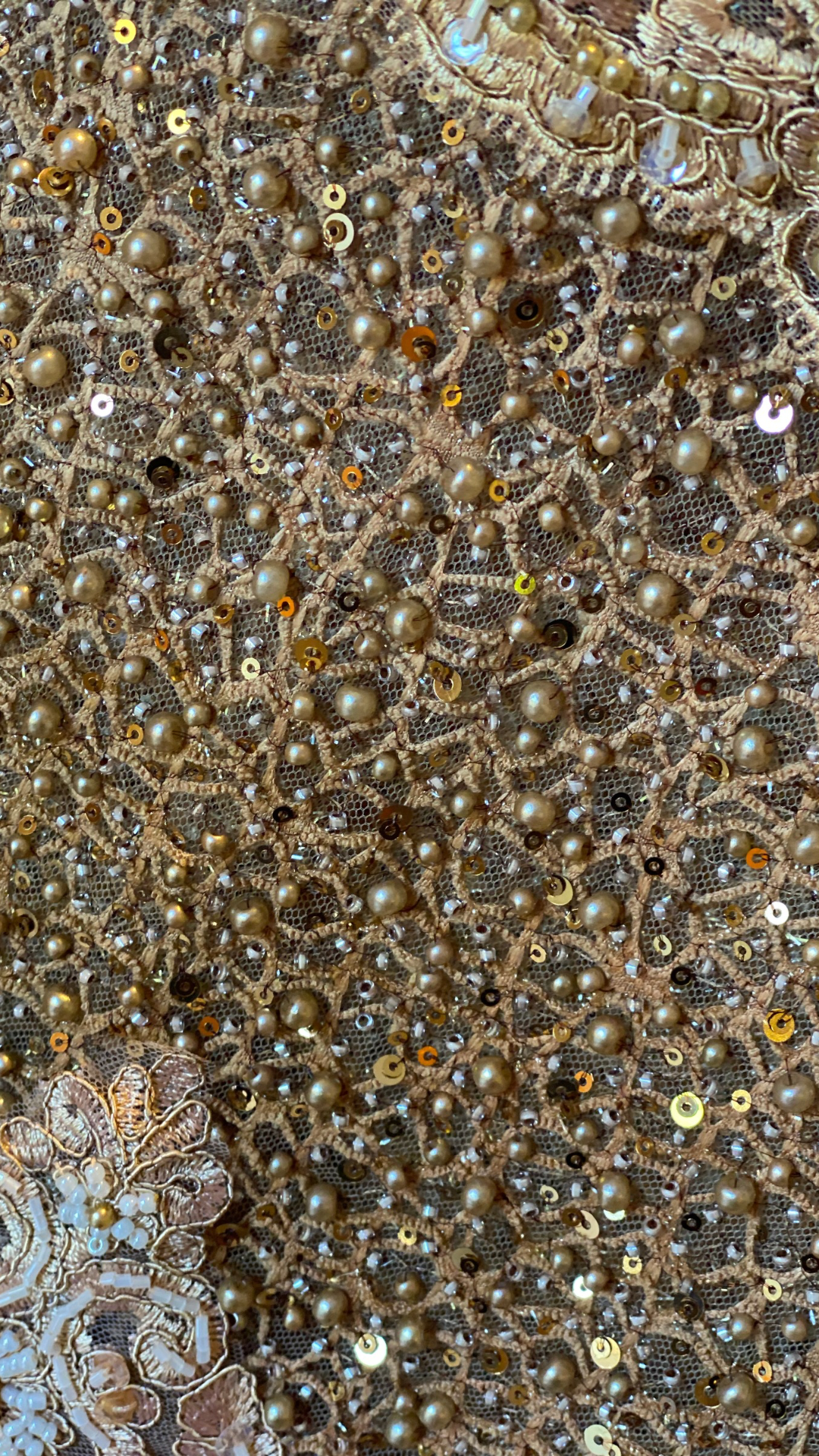 Vestido Dorado con Apliques Hobo Atelier (Talle P)