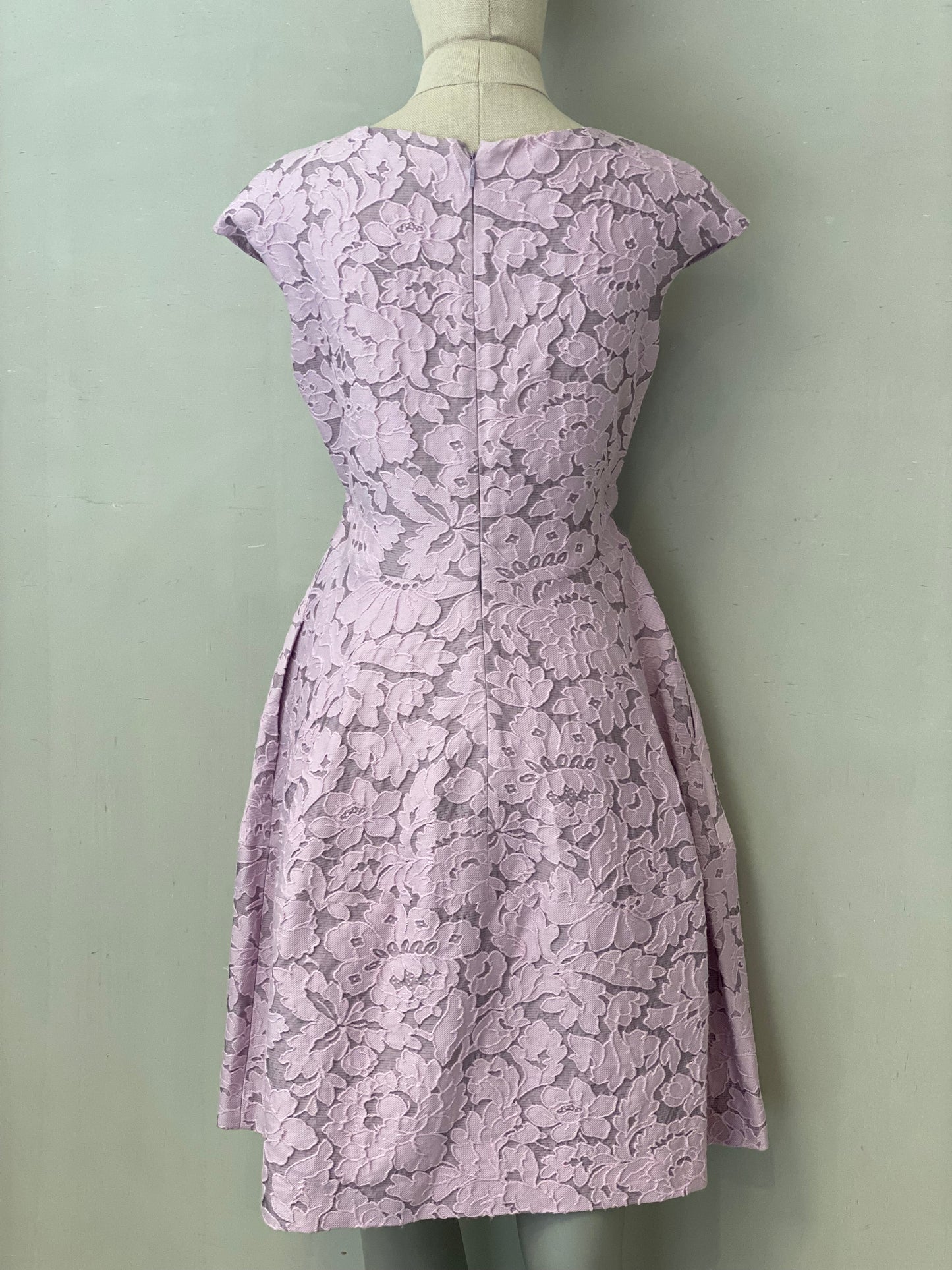 Vestido Carolina Herrera de Encaje (Talle 10)