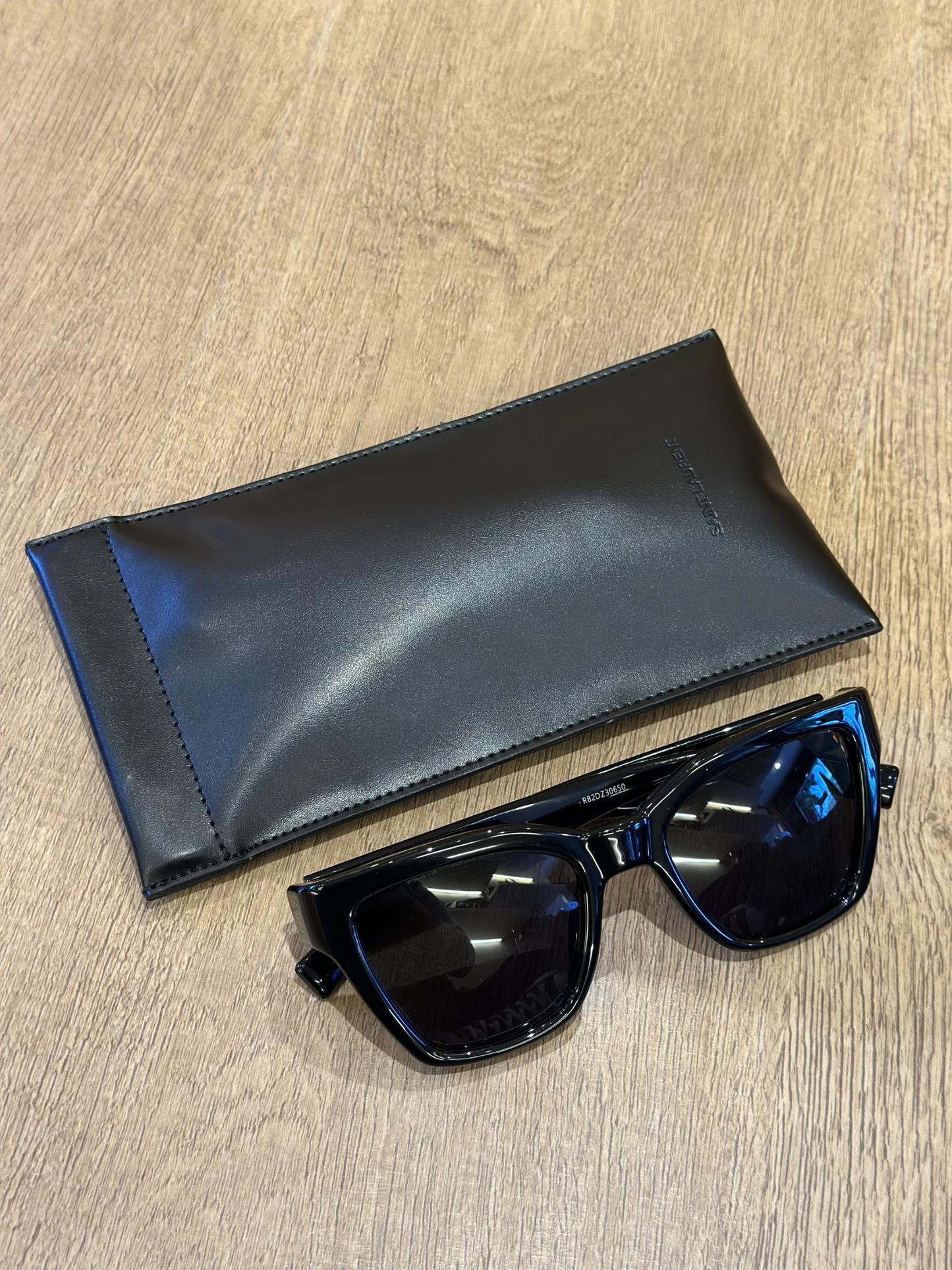 Lente de Sol SL641 Saint Laurent