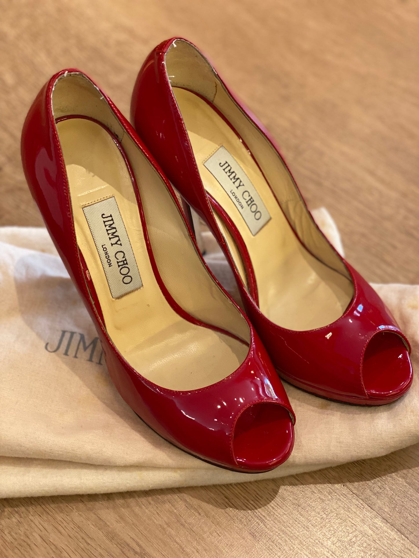 Sandalia Jimmy Choo Red Peep Toe (37.5)