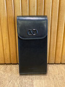 Porta Lentes Negro Valentino Garavani