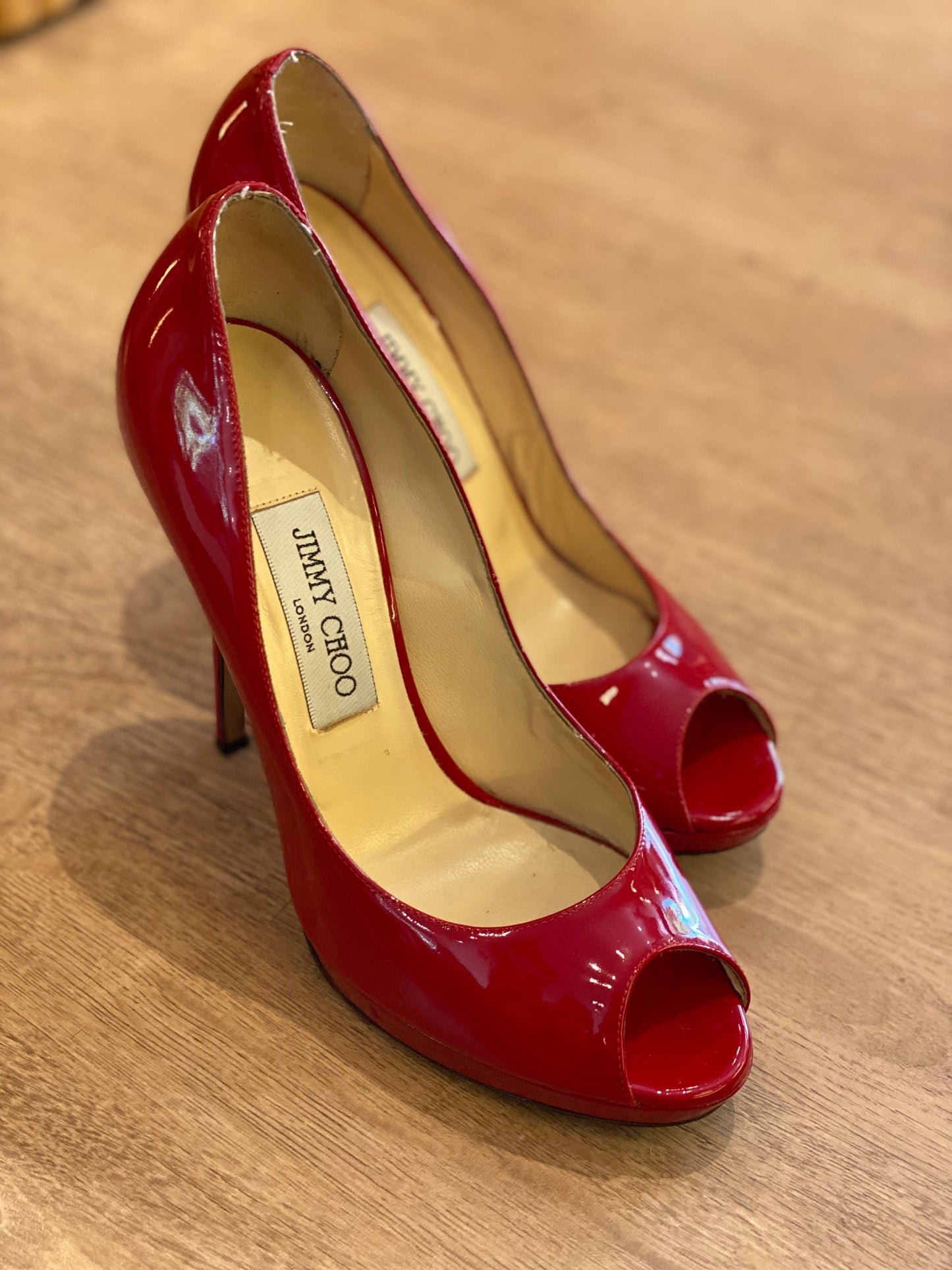 Sandalia Jimmy Choo Red Peep Toe (37.5)