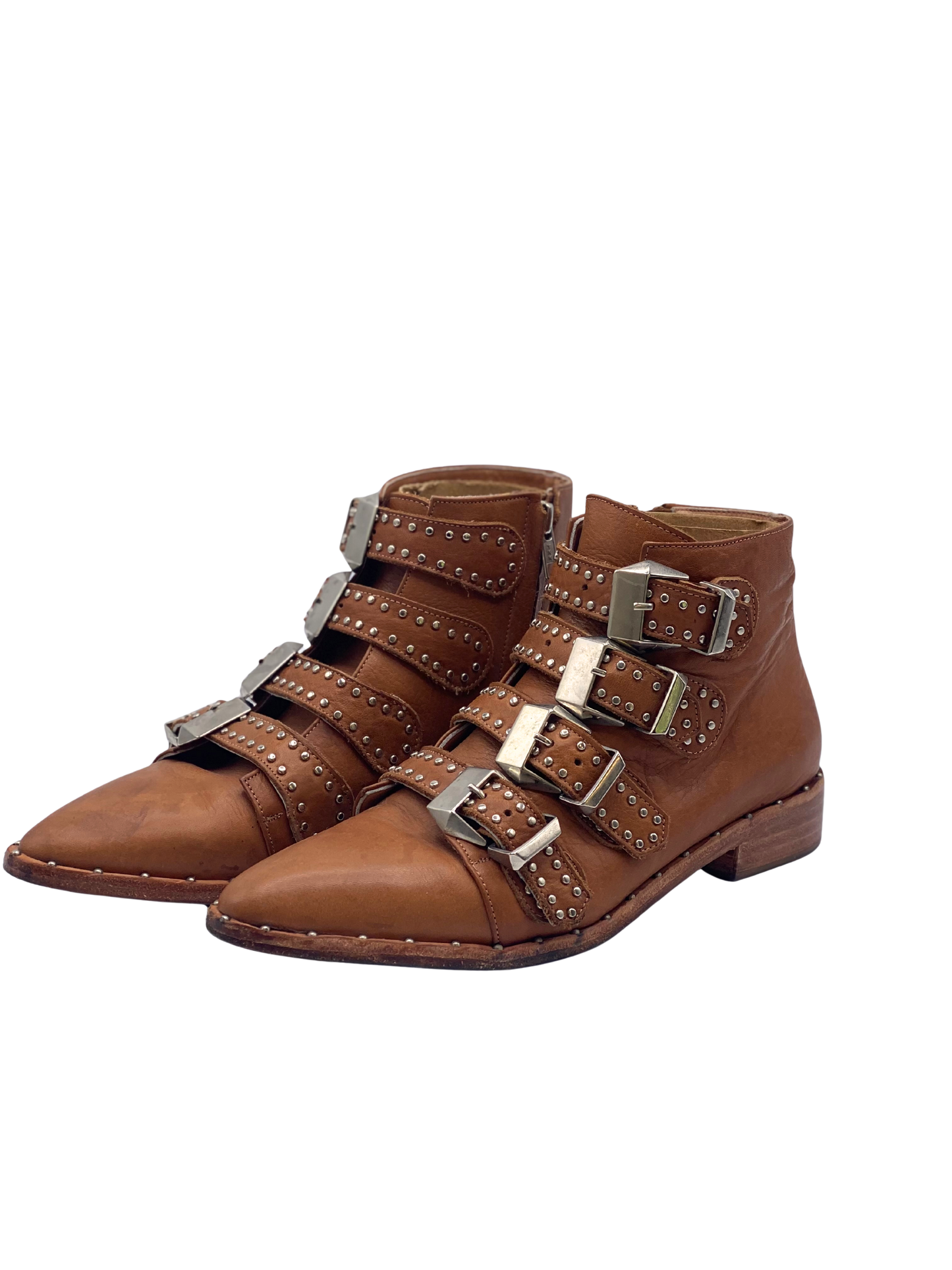 Botas Heidi Claire Con Tachas, 100% Cuero. (38)