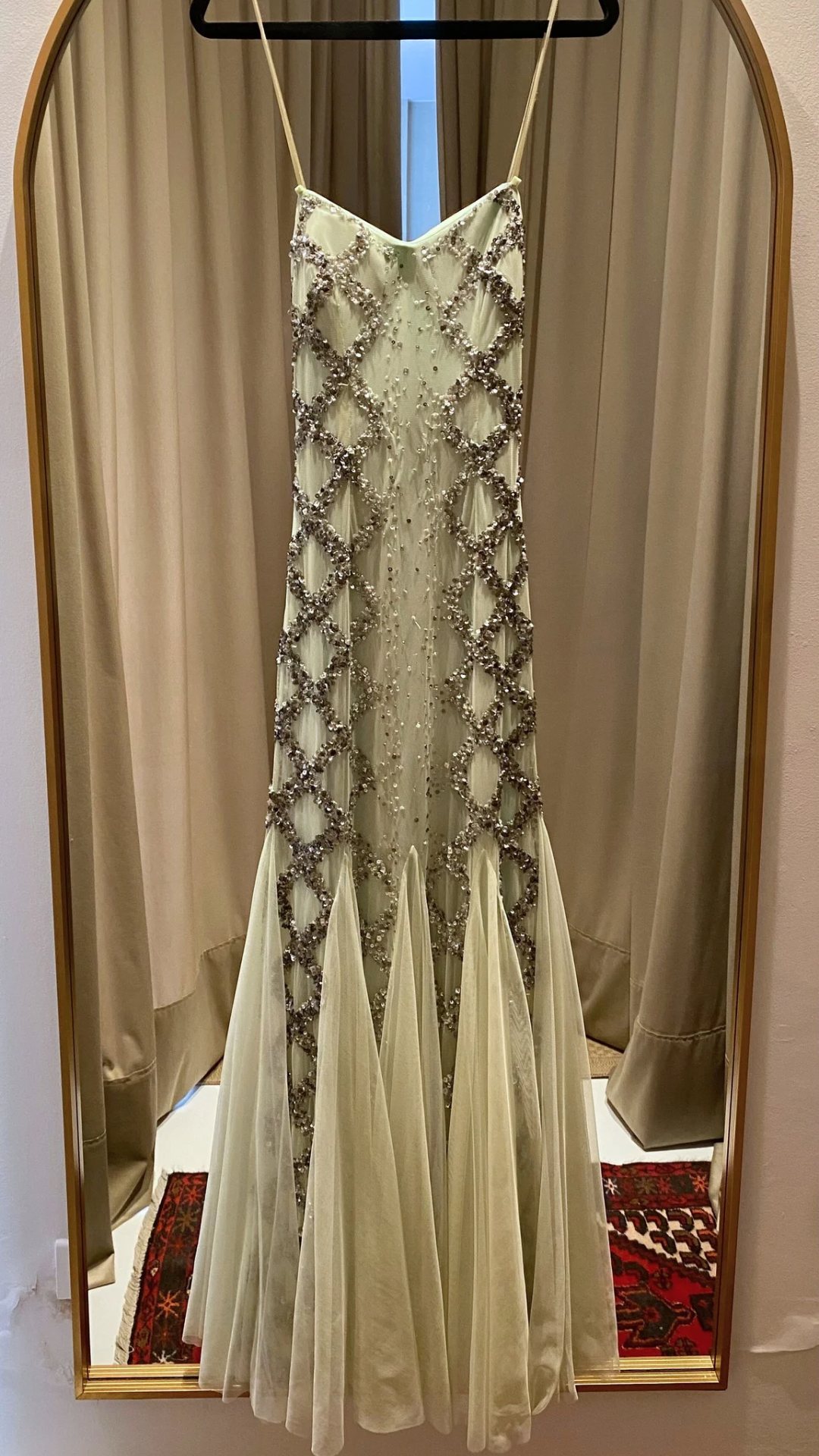 Vestido Largo con Lentejuelas Limón (Talle P)