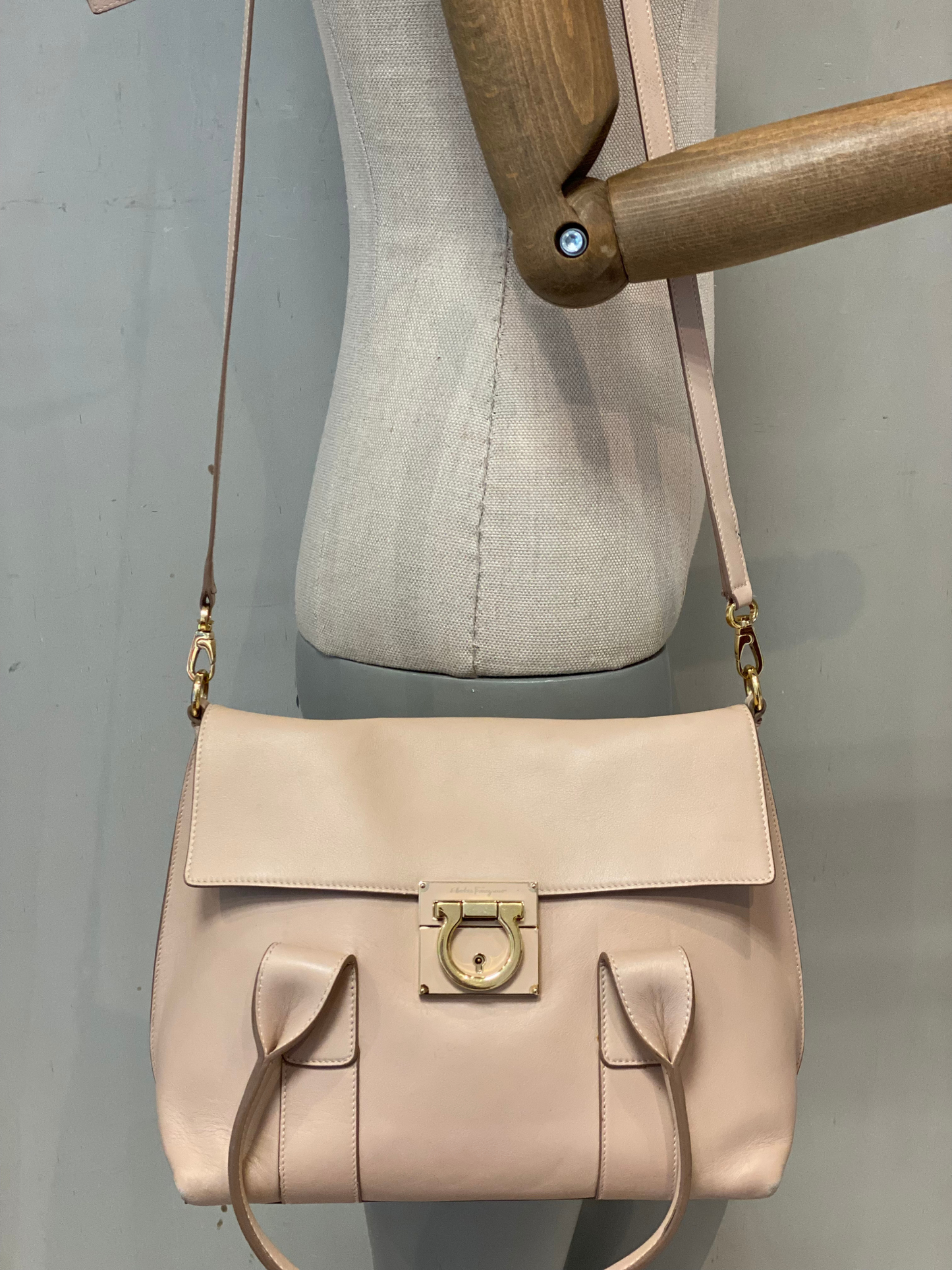 Bolso de Mano Salvatore Ferragamo Sookie Satchel