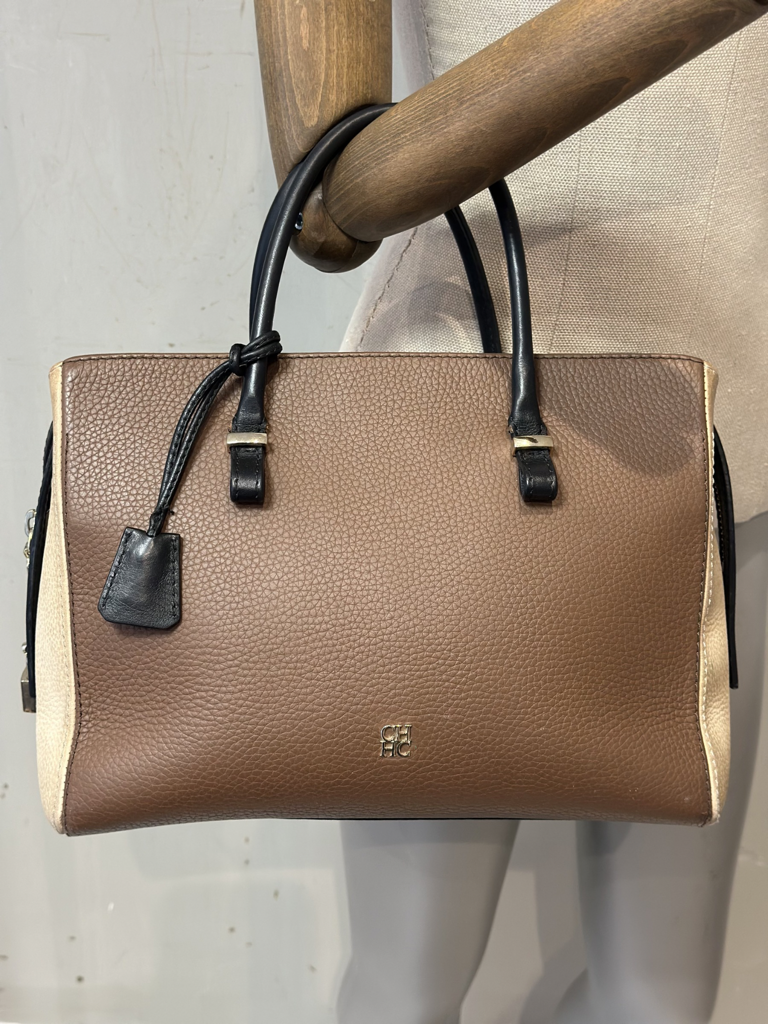 Cartera de Mano Carolina Herrera Bicolor