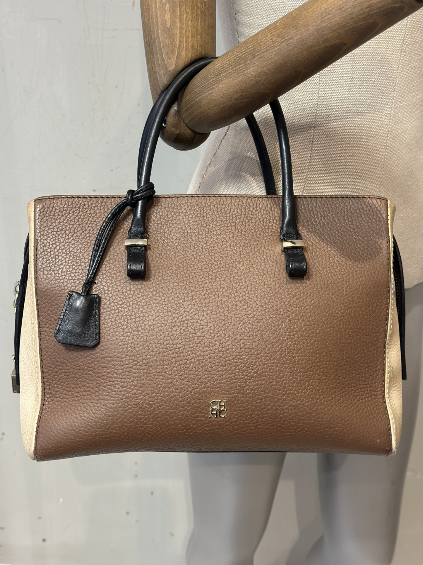 Cartera de Mano Carolina Herrera Bicolor