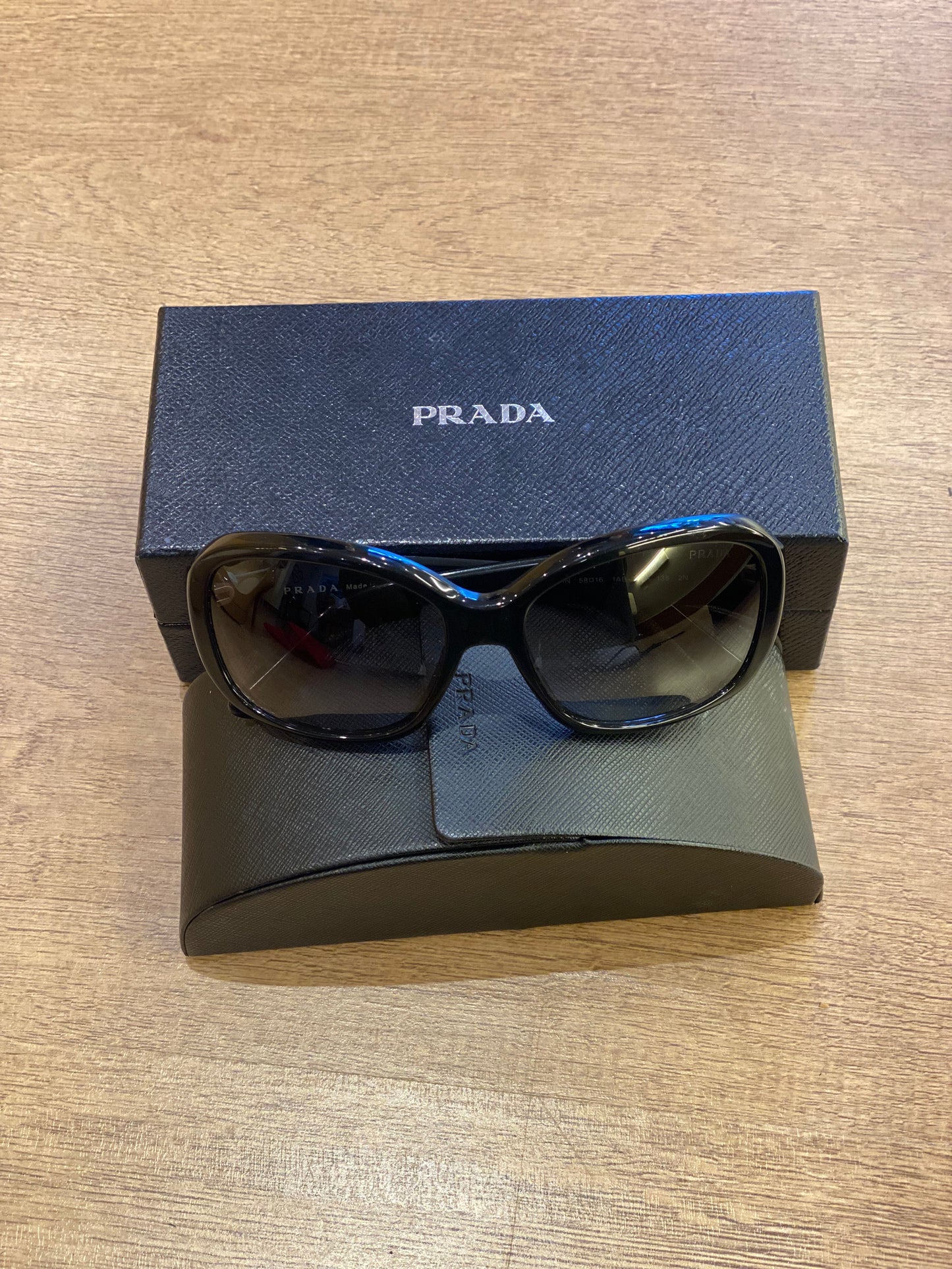 Lente de Sol Prada SPR31N