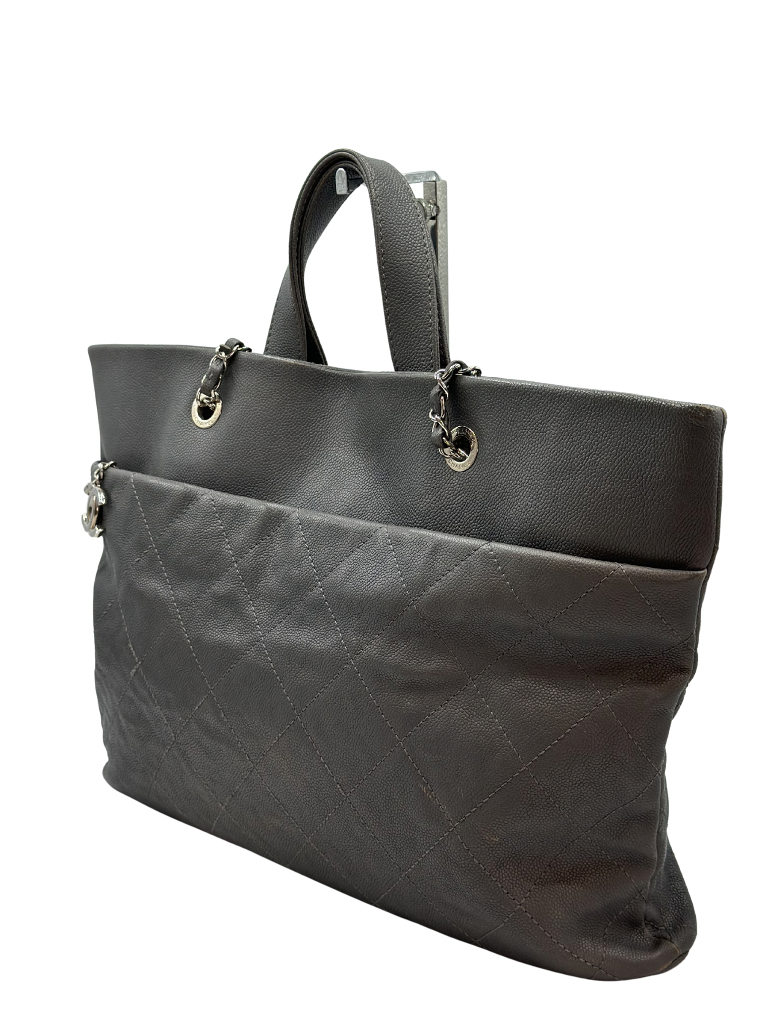 Cartera Chanel Timeless CC Charm Tote Bag