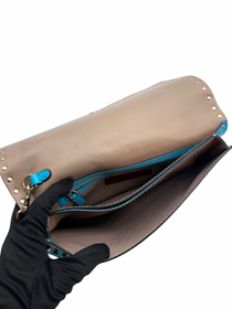 Clutch Celeste Valentino Garavani Rockstud