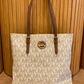 Cartera Michael Kors Jet Set Travel Tote Bag