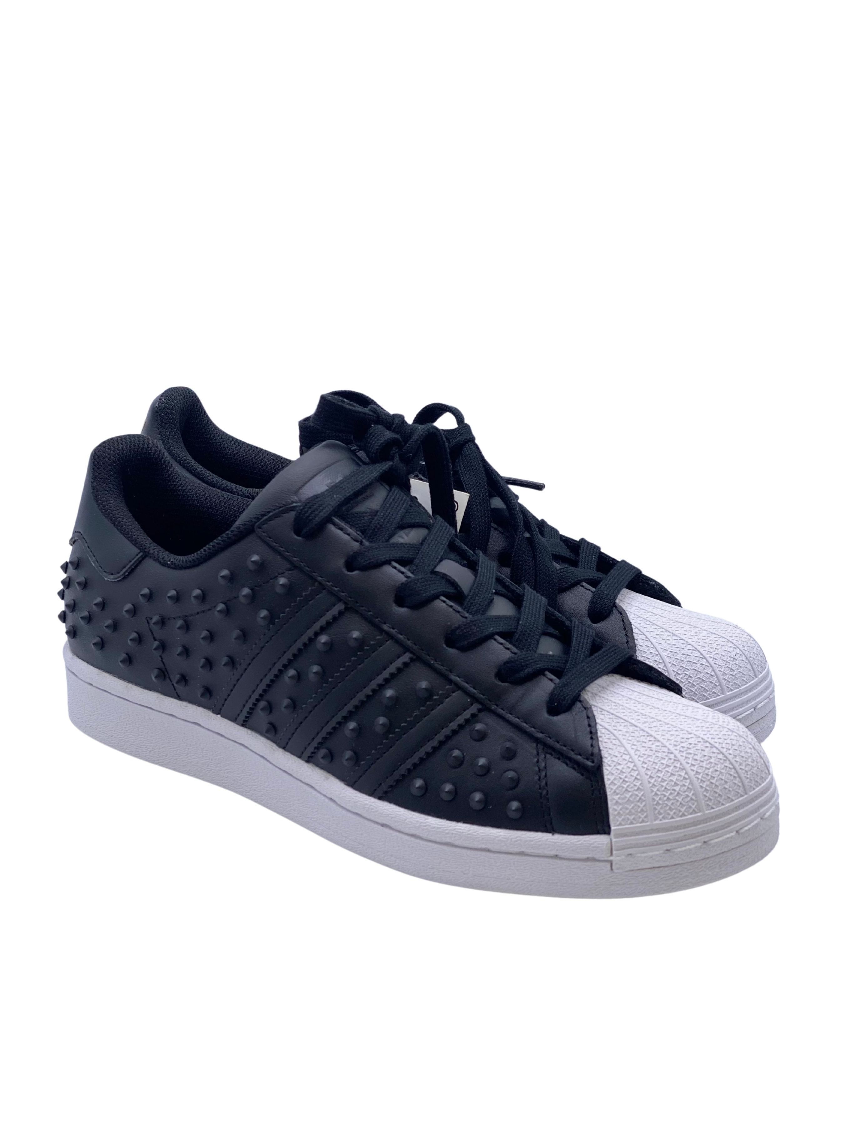 Champion Adidas Superstar W Black NUEVO (US 7)